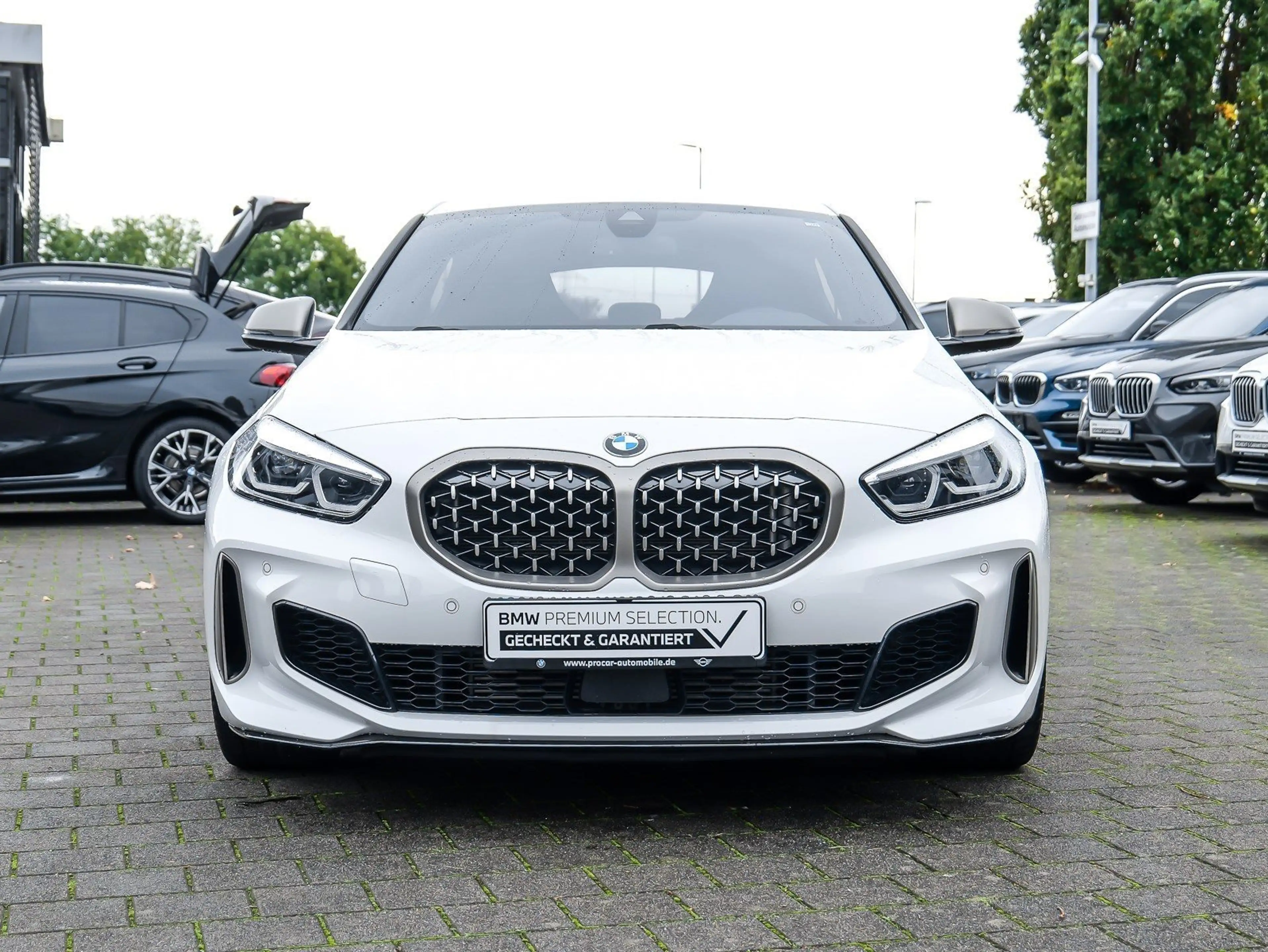 BMW 135 M135i xDrive A M Sport NAVI LED Sound Syst. DAB — photo 8