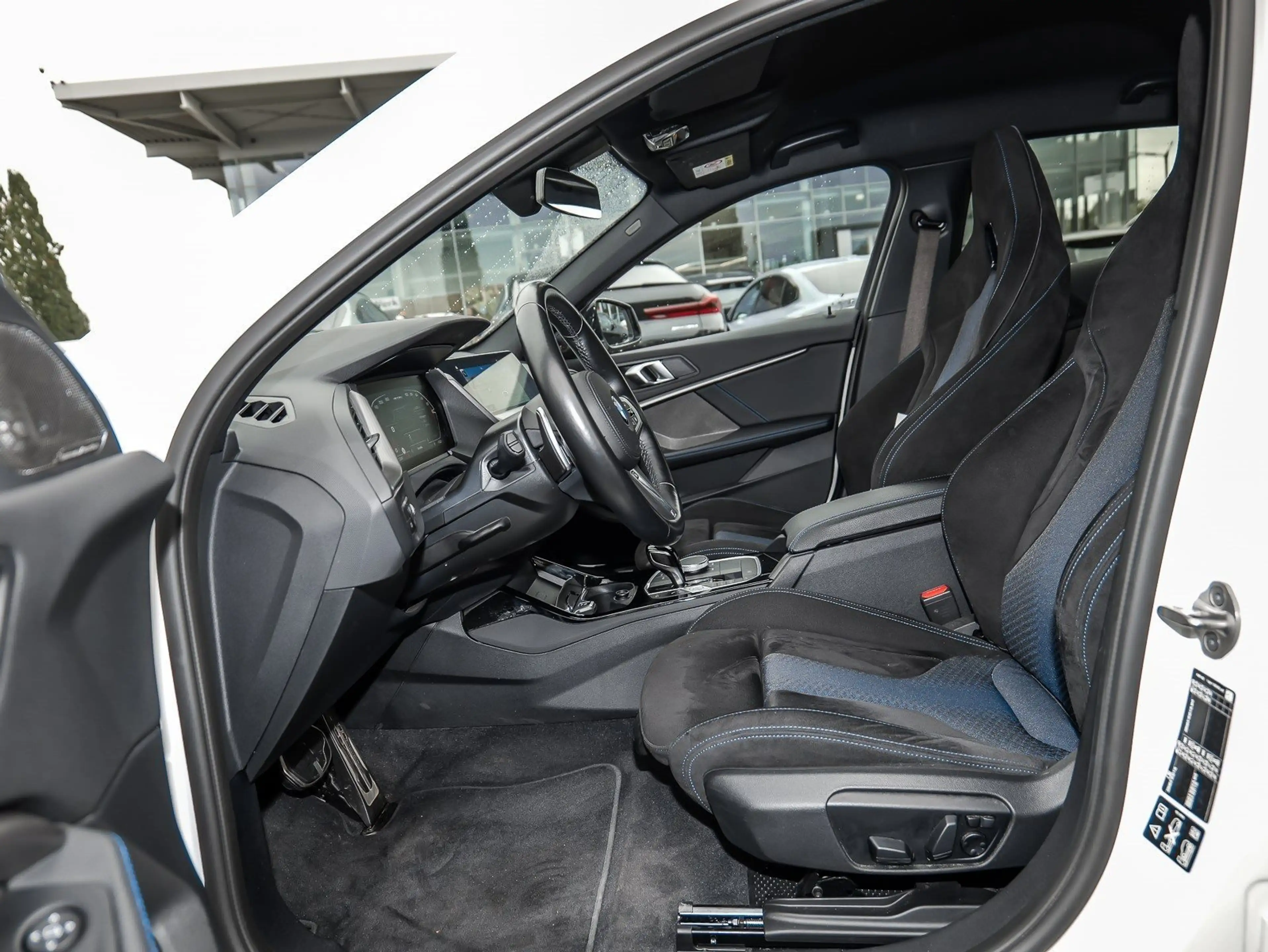 BMW 135 M135i xDrive A M Sport NAVI LED Sound Syst. DAB — photo 5