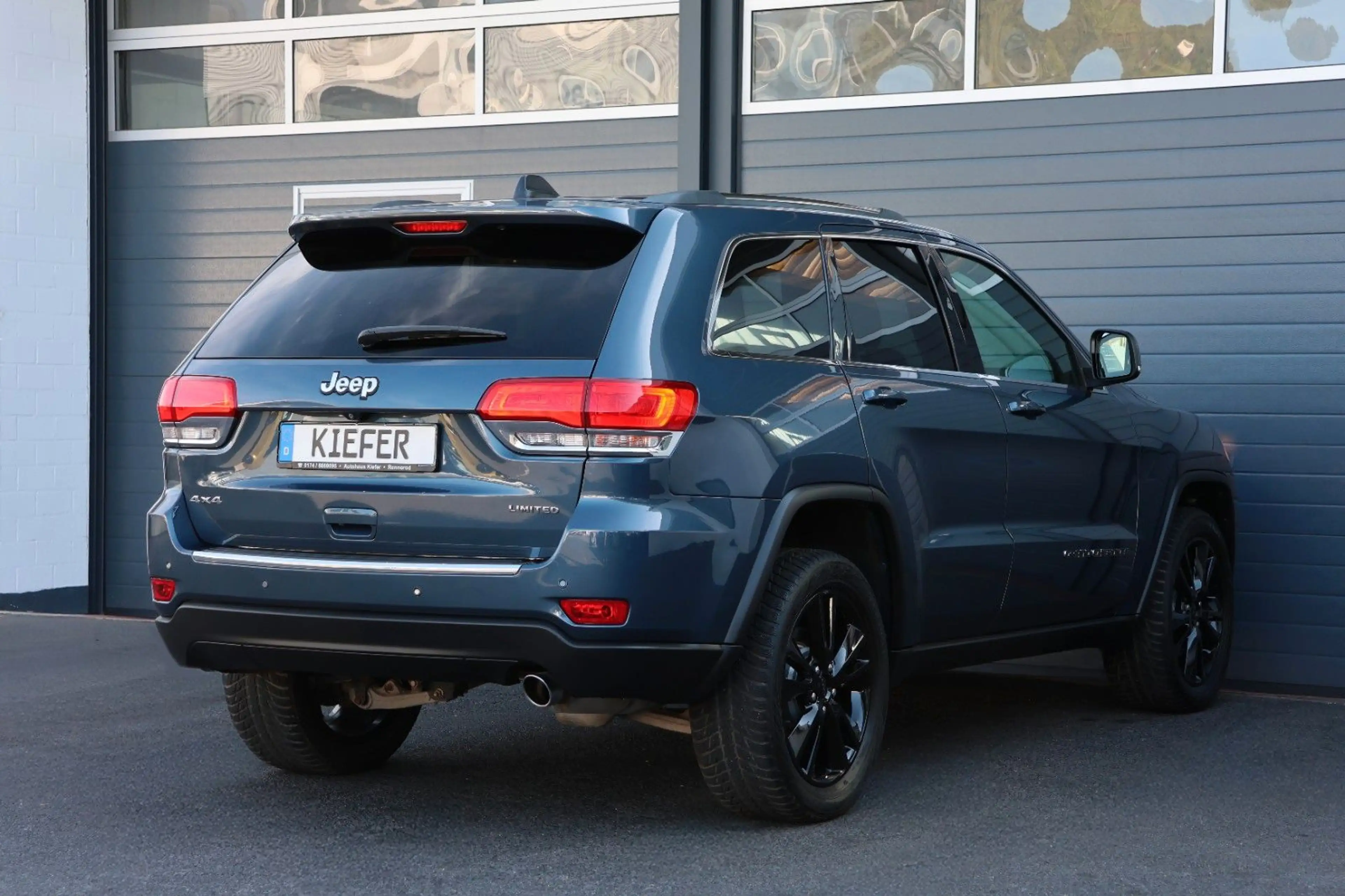 Jeep Grand Cherokee 3.6/4x4/H&K/SHZ/LHZ/TTW/KAMERA/20 — photo 6