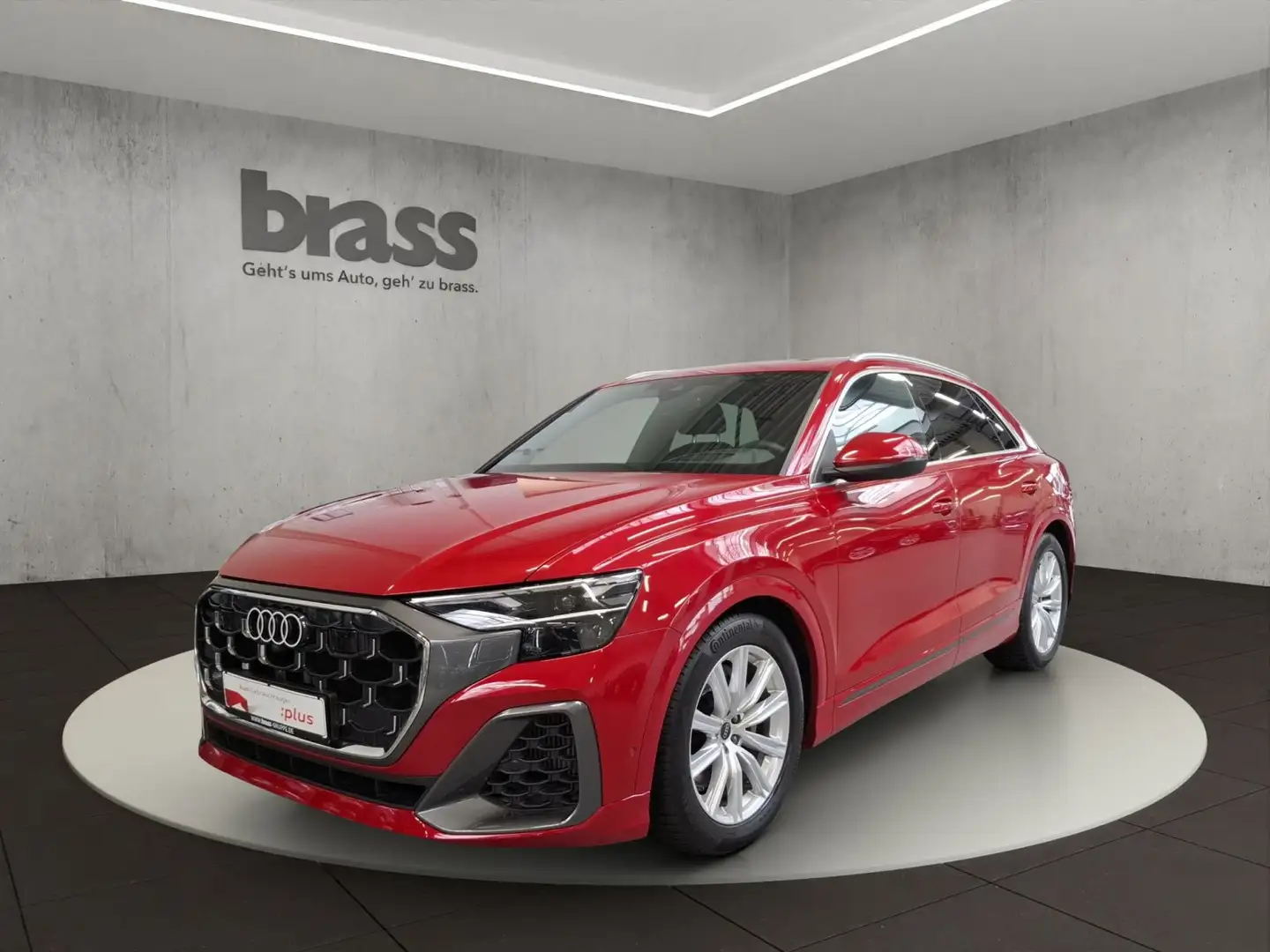 Audi Q8 SUV 55 TFSI quattro 250(340) kW(PS) tiptronic Červená - 2