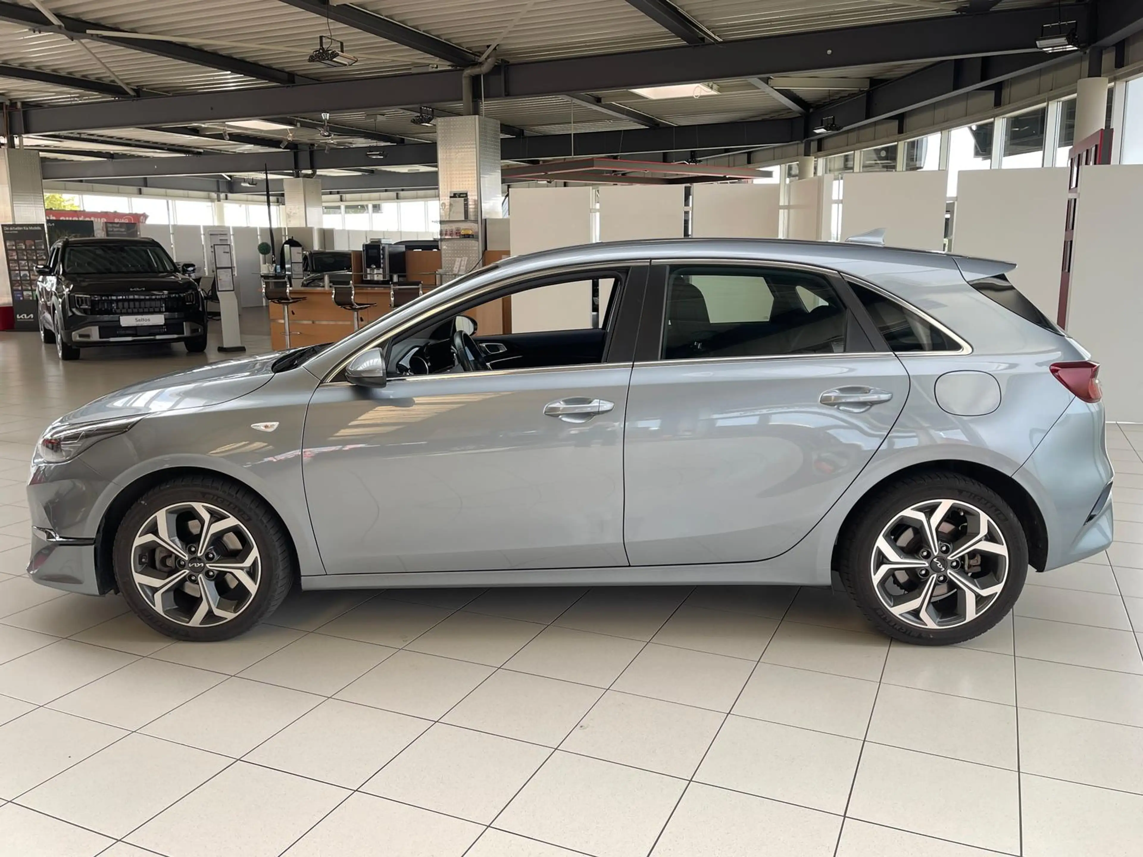 Kia Ceed / cee'd DCT+Kamera+Navi+SHZ+LHZ+2Z.Klimaauto+++ — photo 3