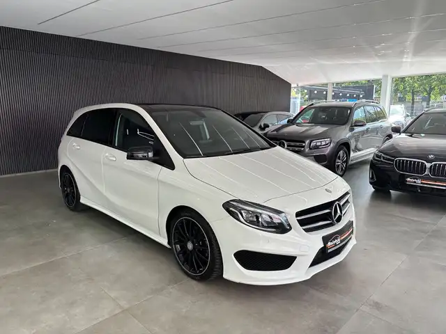 Mercedes-Benz B 200 AMG-Line*Panorama*LED*Navi*Tempomat*Kamera