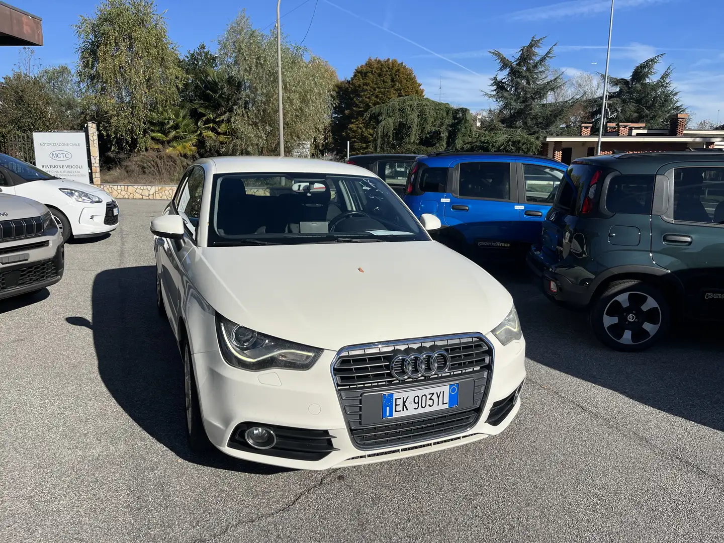 Audi A1 A1 1.2 tfsi Ambition Blanc - 1