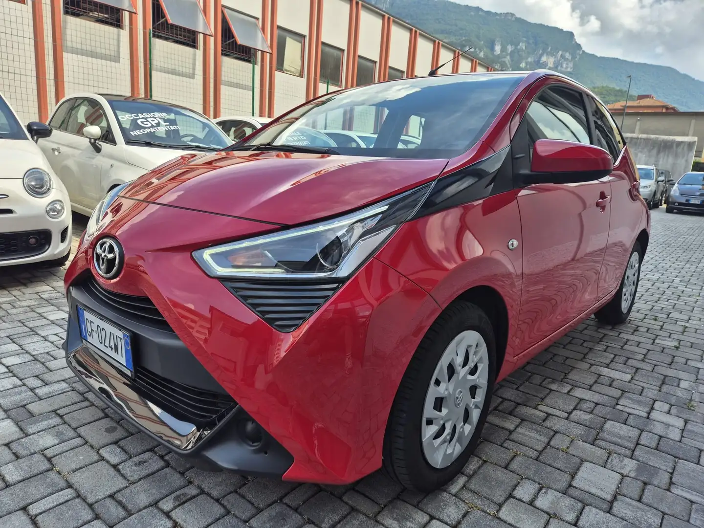 Toyota Aygo Aygo 1.0 Connect  KM 3000!!  OK NEOPATENTATI Rosso - 2