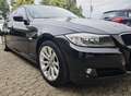 BMW 318 318d Schwarz - thumbnail 2
