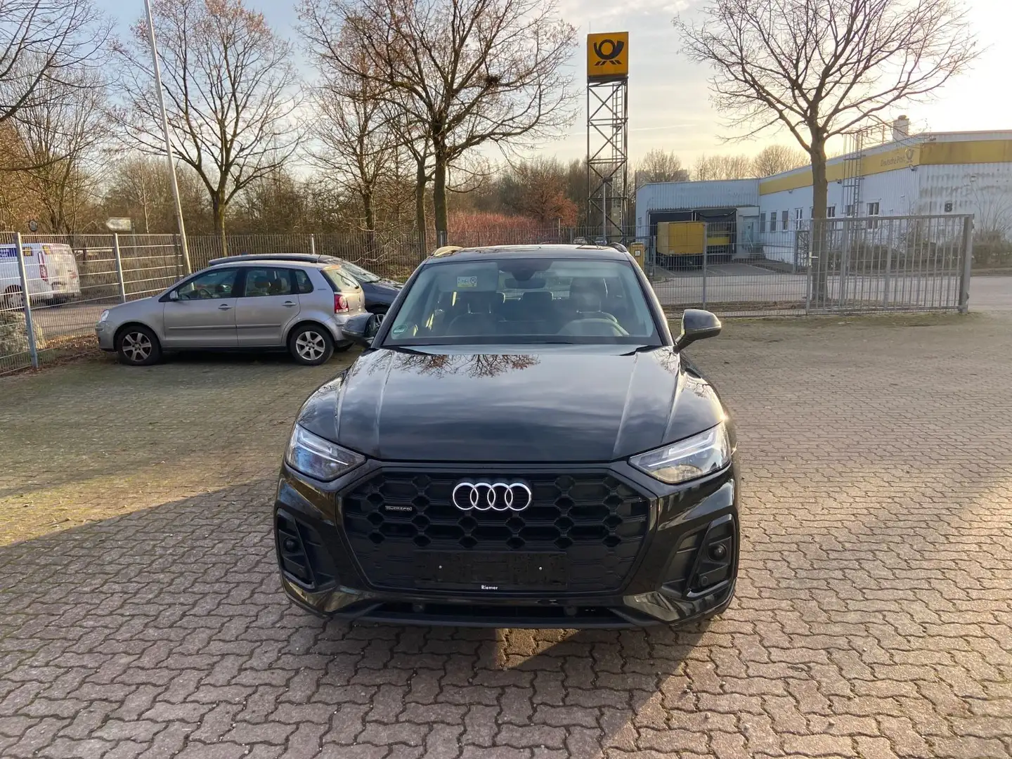 Audi Q5 40 TDI quattro S line Schwarz - 1