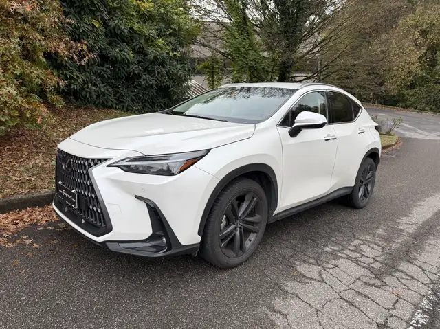 Lexus NX 200t NX II 2022 450h+ 2.5 phev Luxury 4wd e-cvt