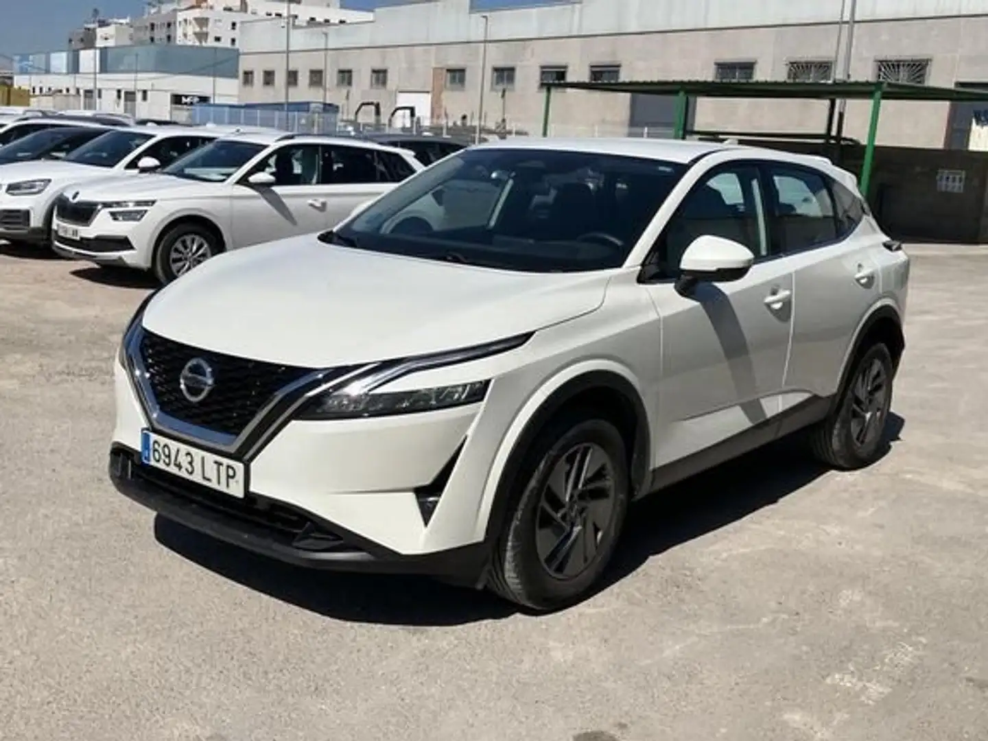 Nissan Qashqai Qashqai 1.3 DIG-T 160 DCT Tekna - 2