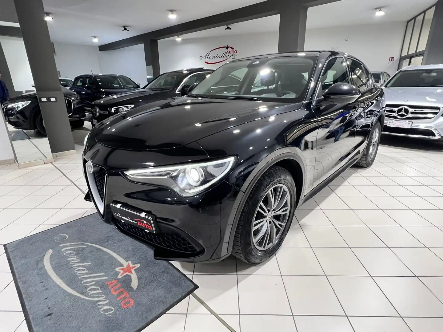 Alfa Romeo Stelvio 2.2 Turbodiesel 160 CV AT8 RWD Business Nero - 1