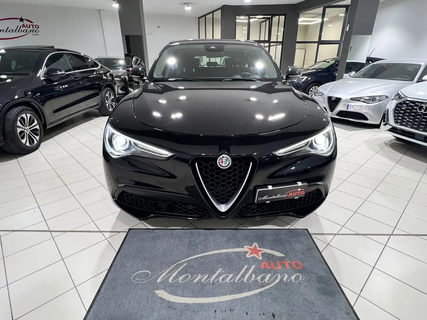 Alfa Romeo Stelvio 2.2 Turbodiesel 160 CV AT8 RWD Business Nero - 2