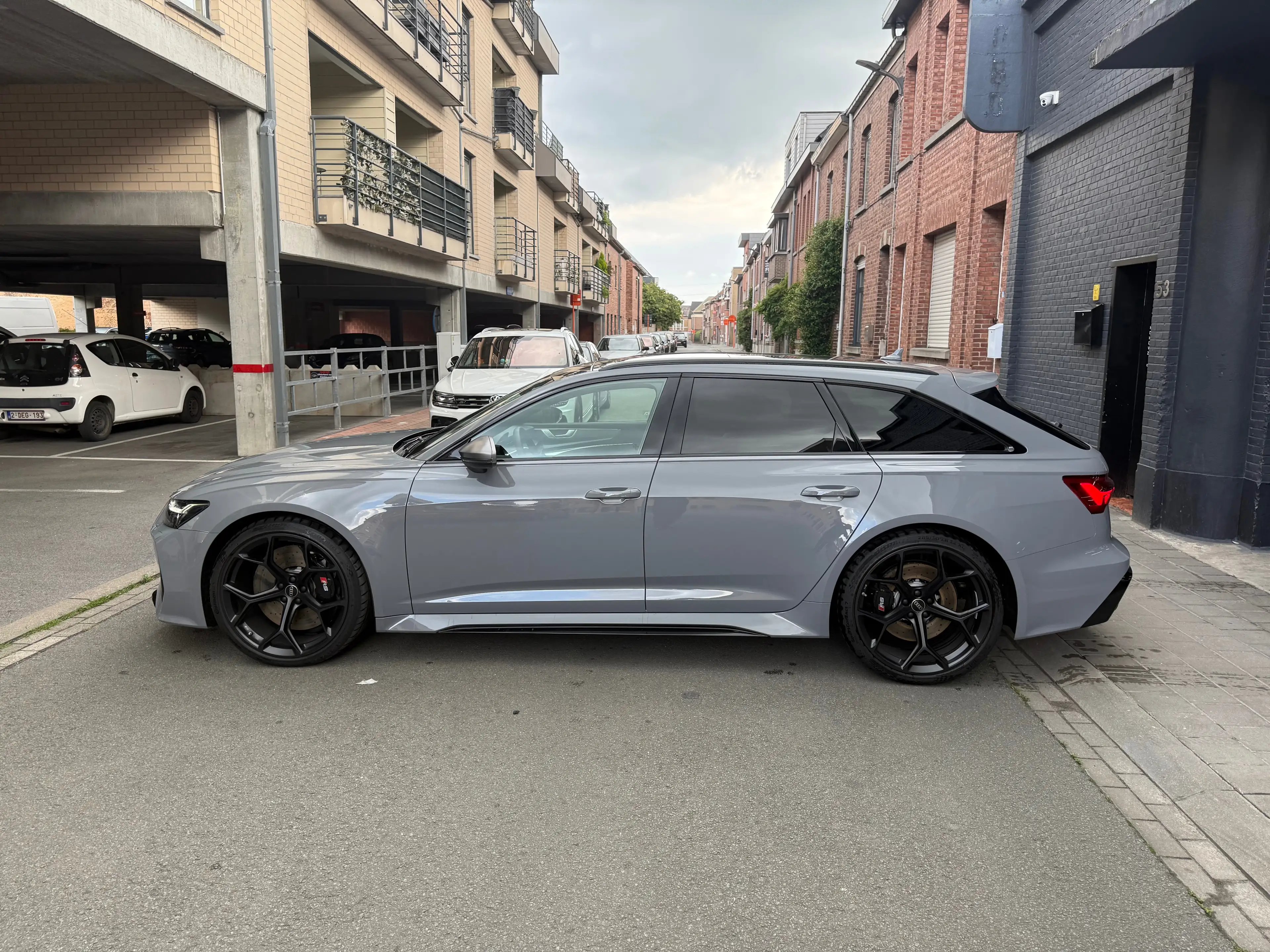 Audi RS6 RS6 Avant 4.0 V8 TFSI Quattro Performance Tiptronic — photo 5