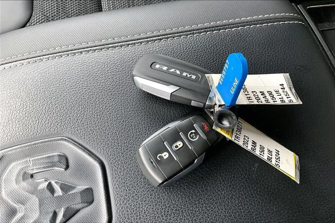 RAM 1500 снимка RAM 1500
