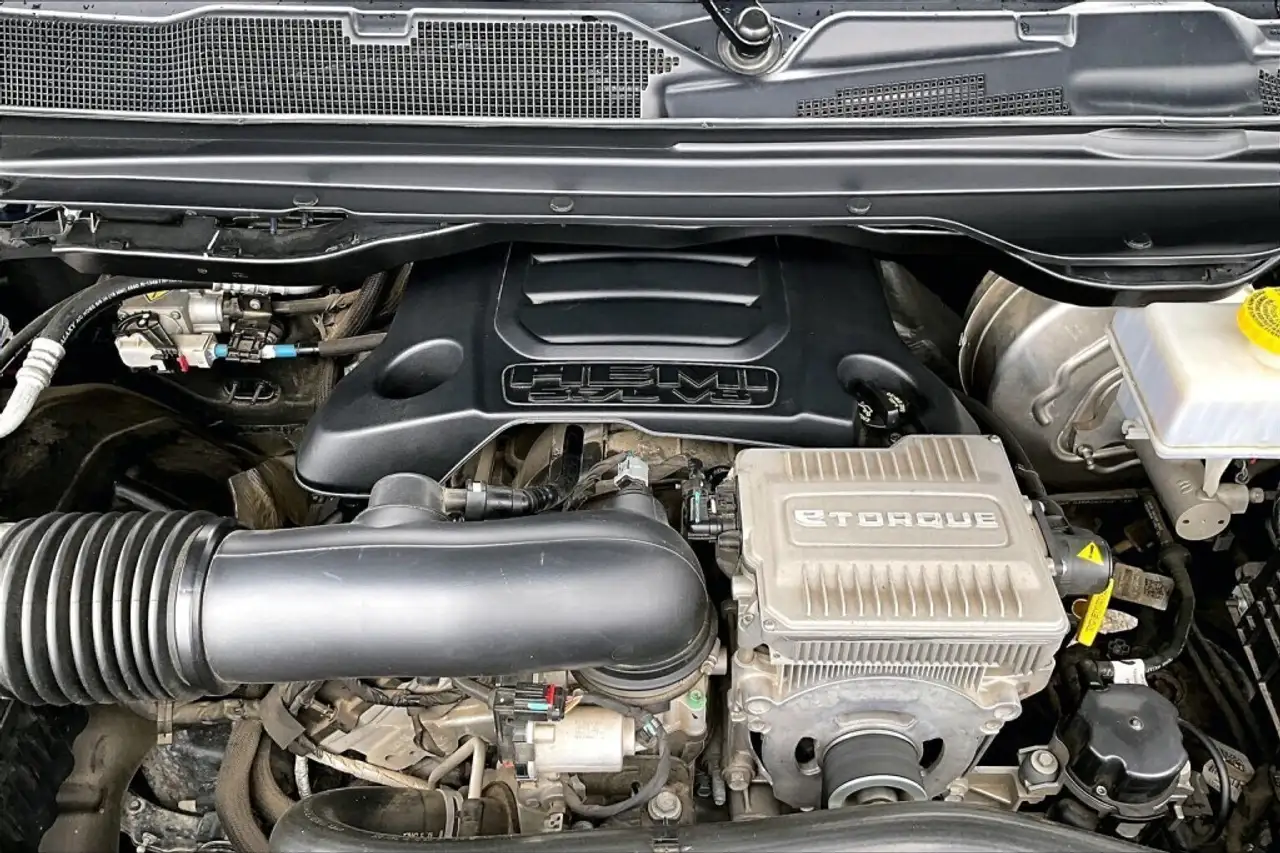 RAM 1500 снимка RAM 1500