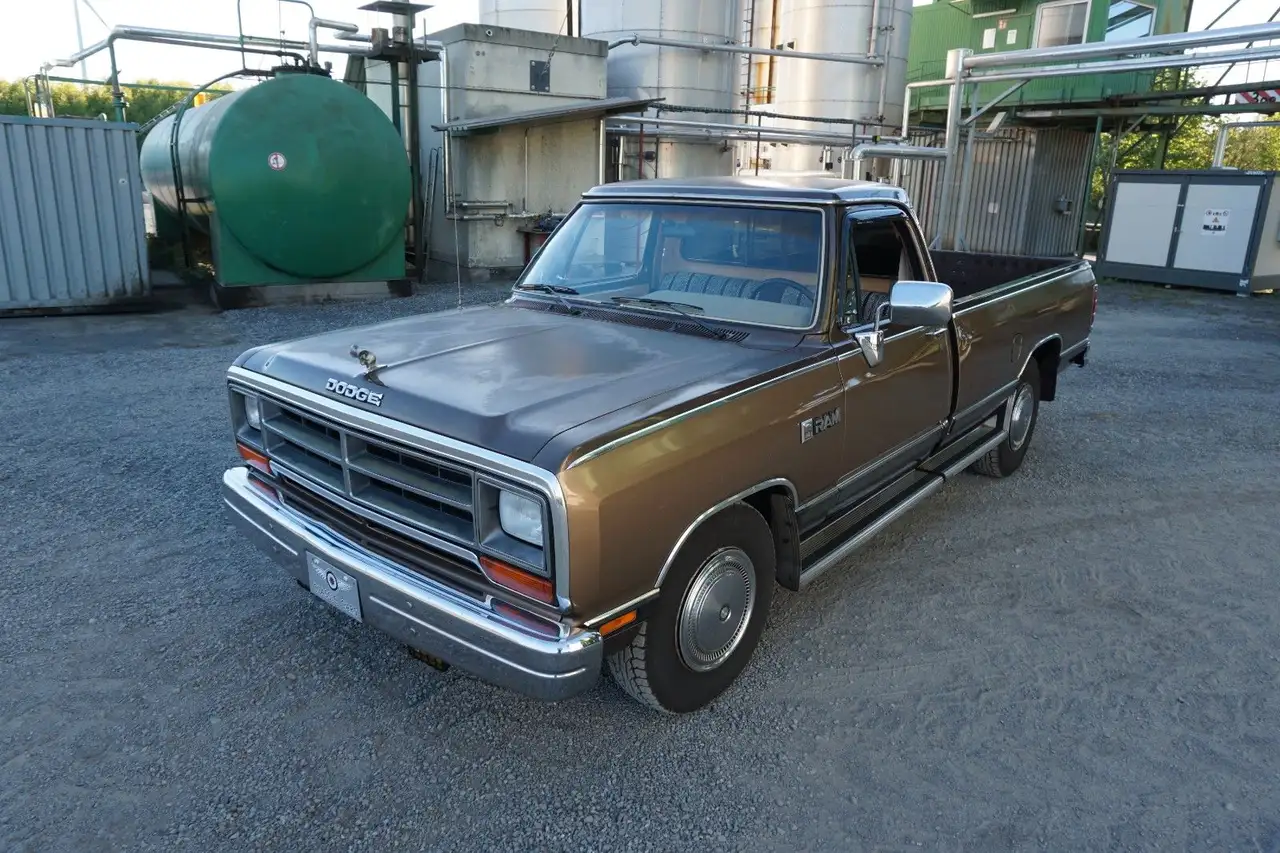 Dodge RAM 2500 Original erst 34150MLS - Survivor - V8, foto 2
