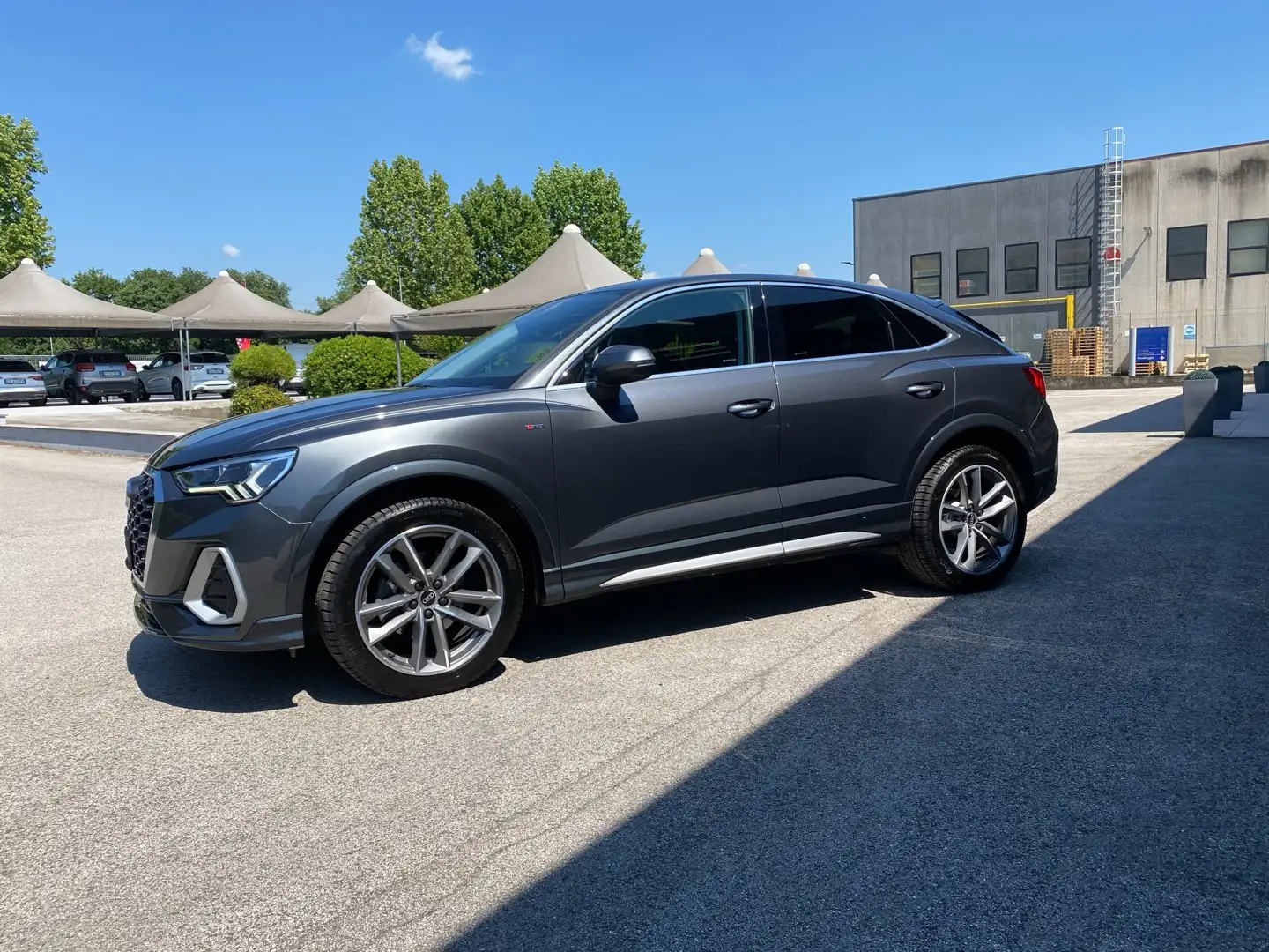 Audi Q3 35 TFSI S tronic S line edition Gris - 1