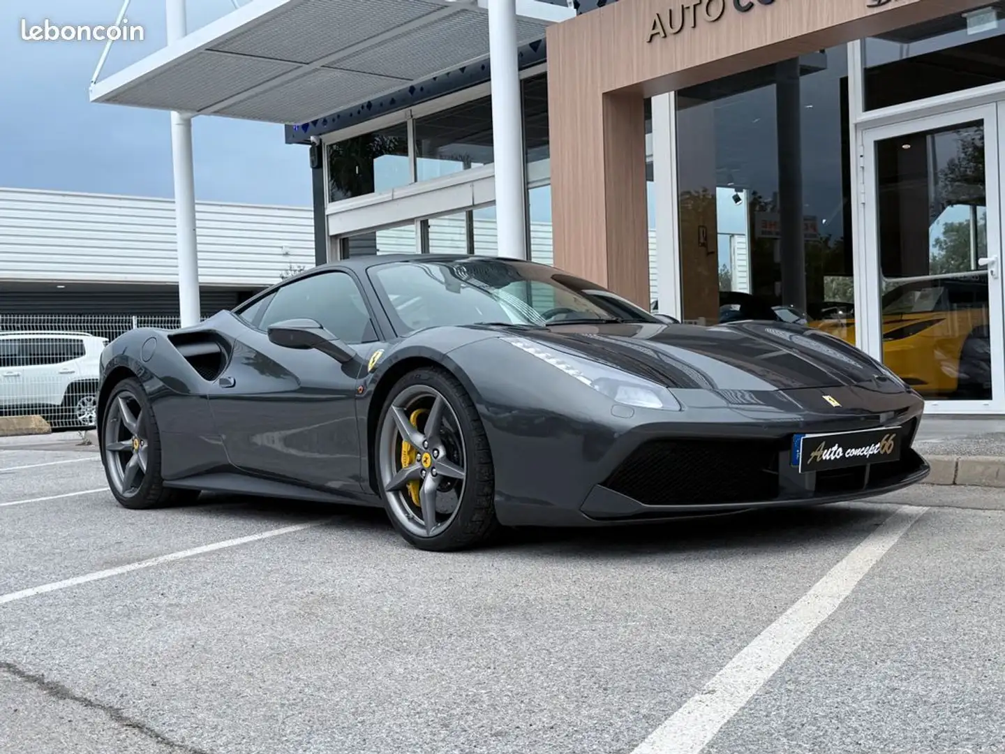 Ferrari 488 670CH 3.9 V8 Garantie Power Grau - 1