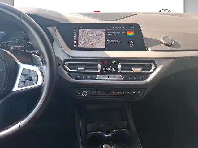 BMW 1 Series view 5