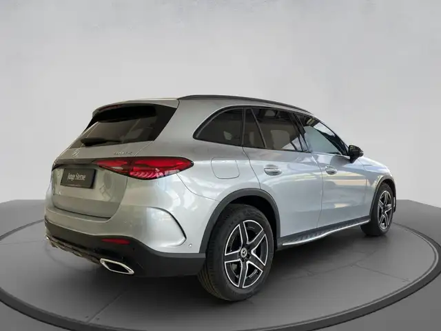 Mercedes-Benz GLC 220 d 4MATIC KeyGo PTS Navi Sitzklima MBUX Ansicht 4