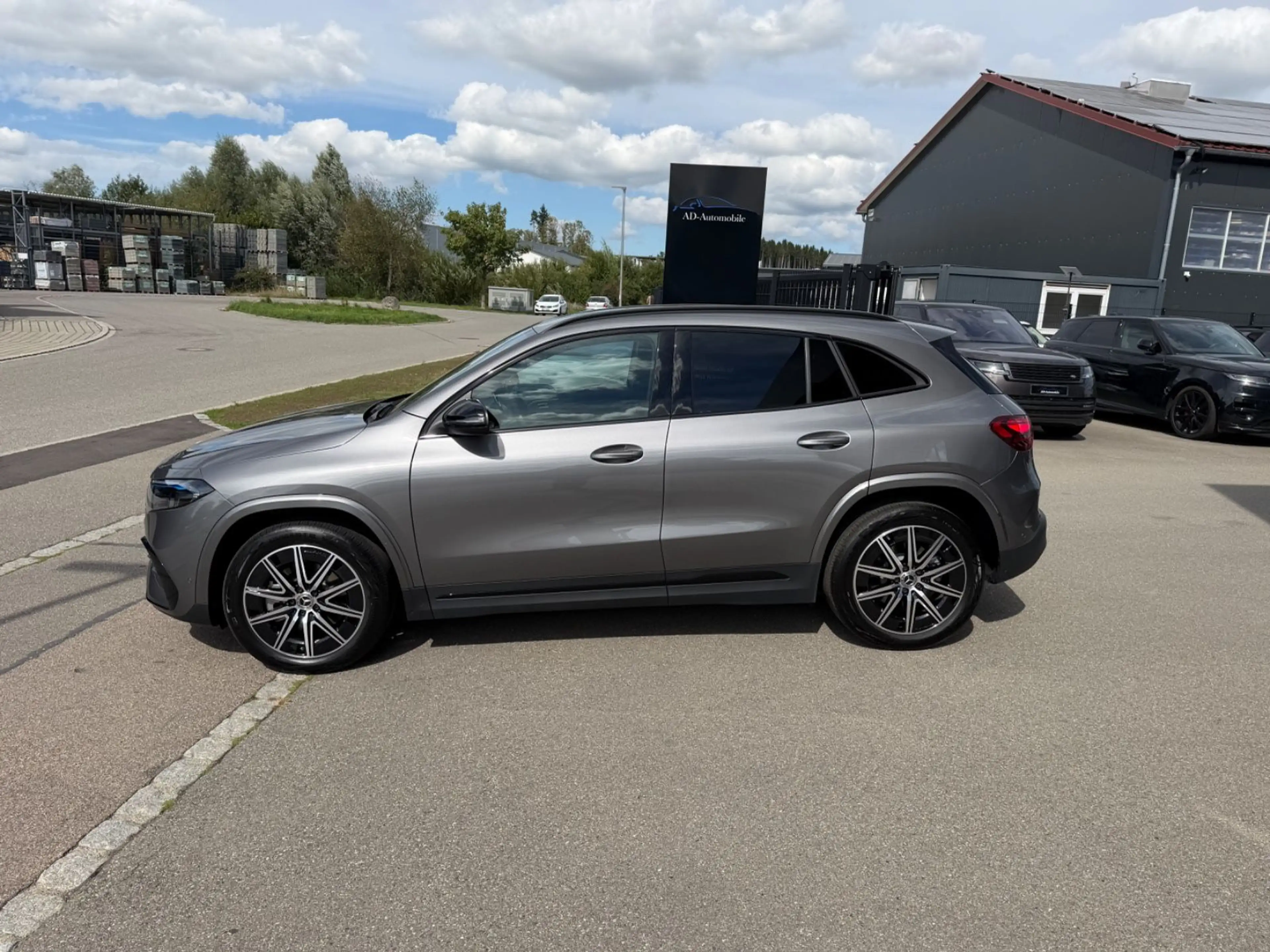 Mercedes-Benz EQA 250+   AMG Leder Navi Kamera LED — photo 5