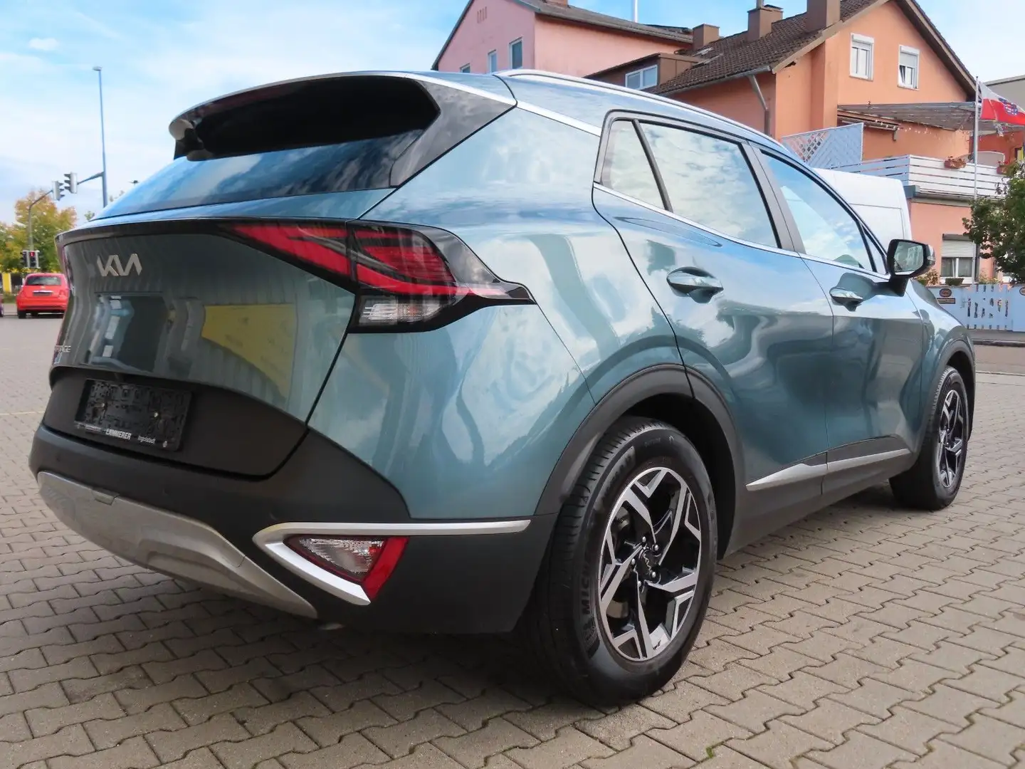 Kia Sportage 1.6 T-GDi Edition 7 AHK + Winterreifen Grau - 2