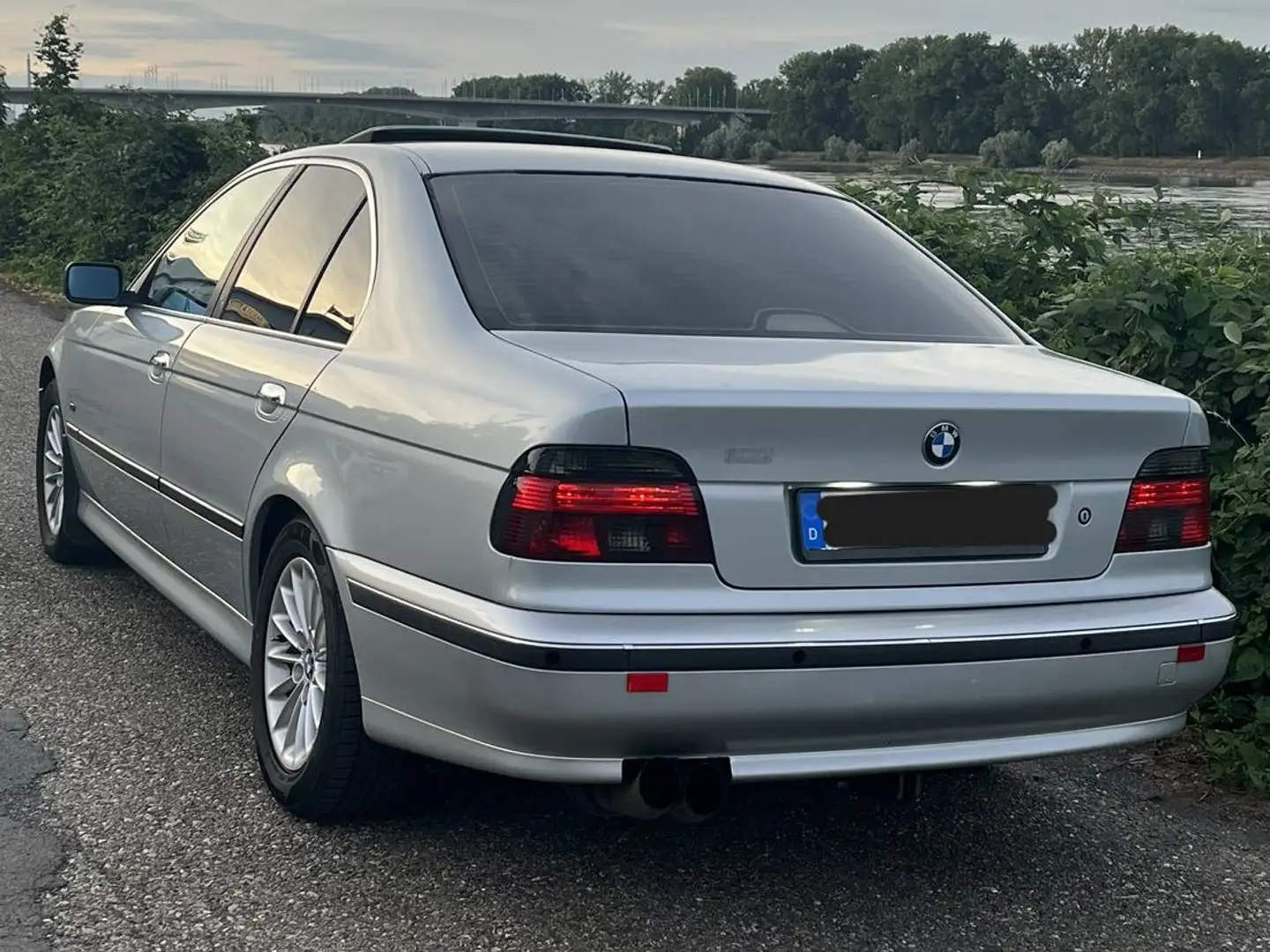 BMW 520 520i Zilver - 1