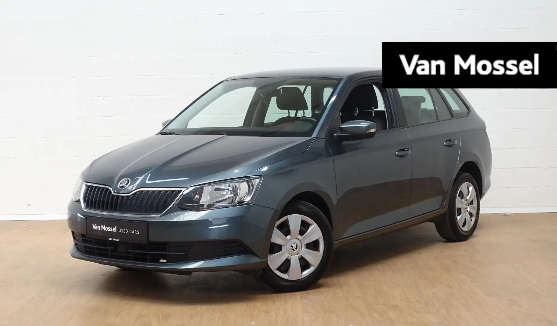 Skoda Fabia Combi 1.0 MPI 55kW Active Grijs - 1