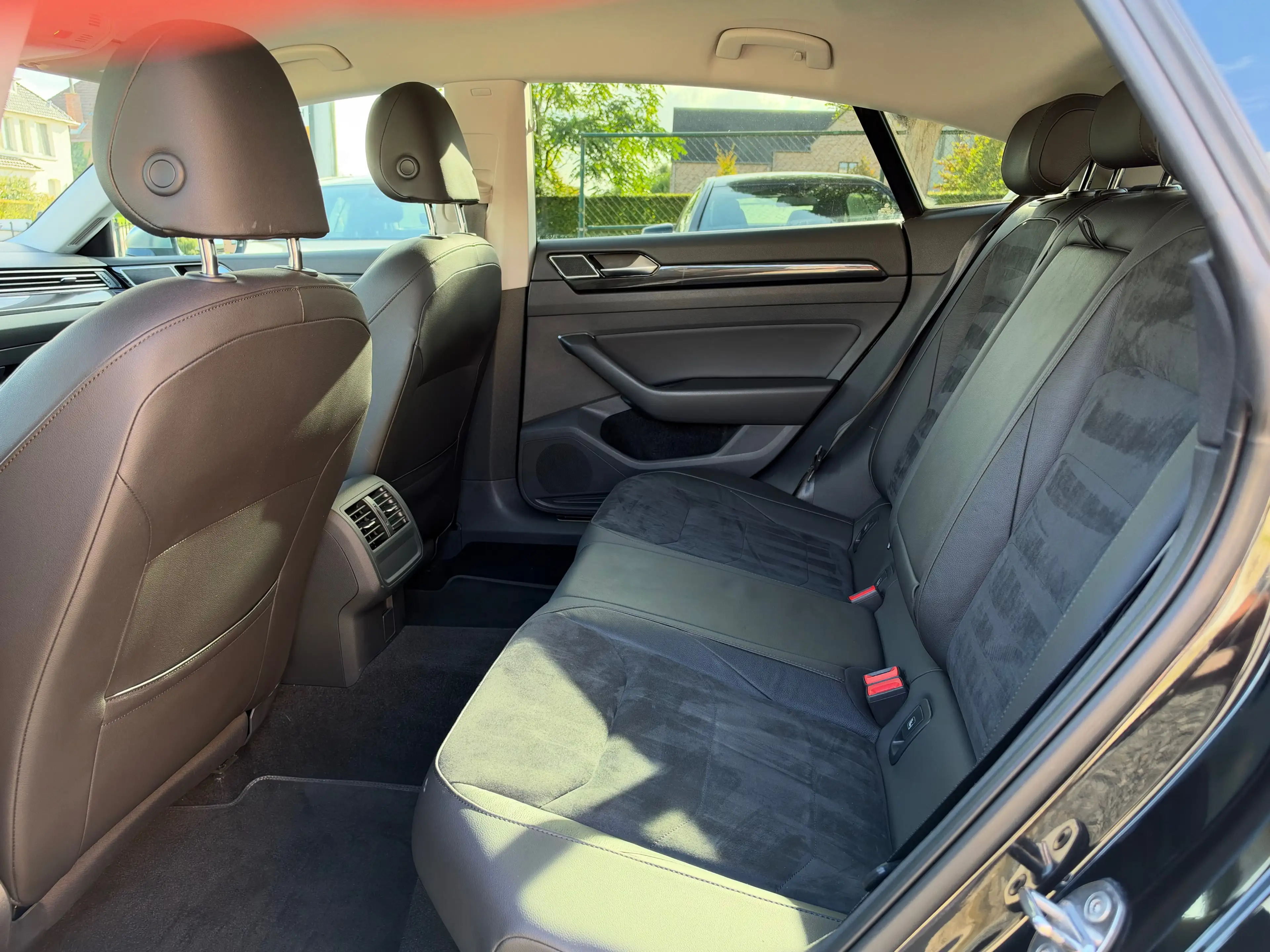 Volkswagen Arteon 2.0 TDi SCR Elegance DSG (EU6.2) — photo 9