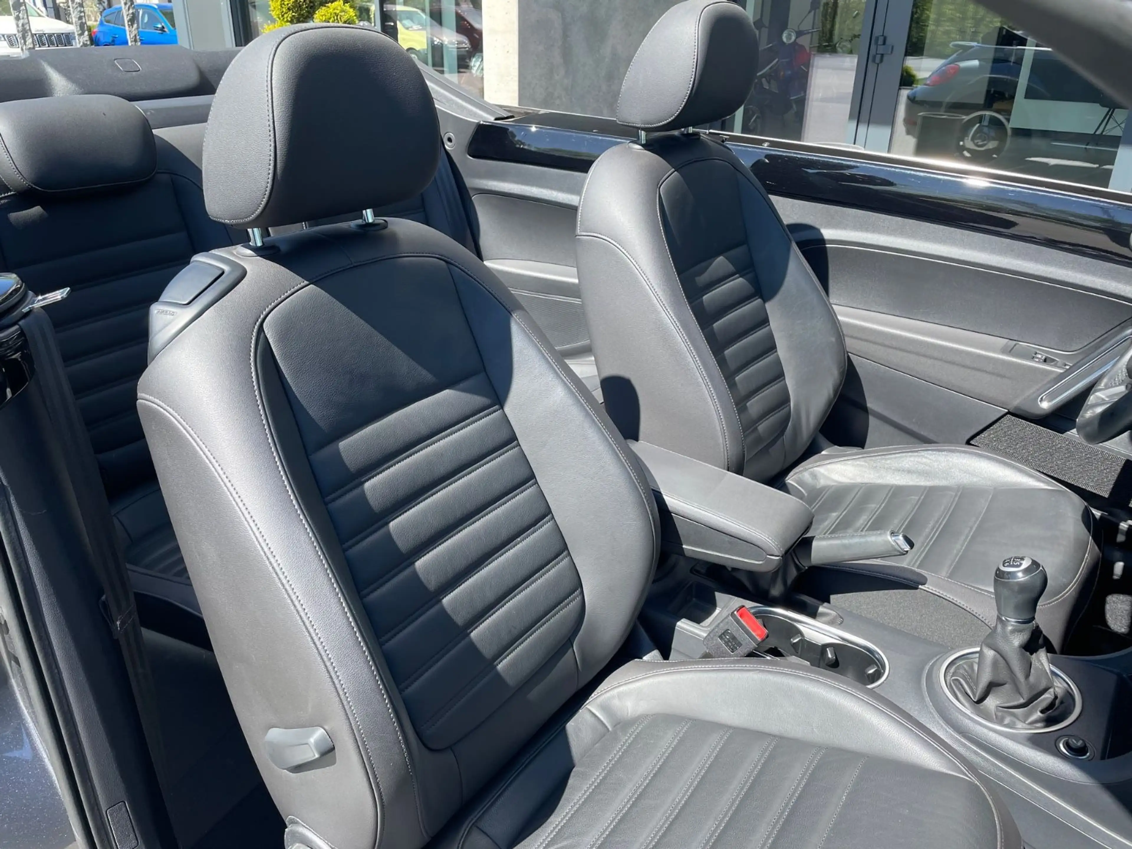 Volkswagen Beetle Cabriolet 1.4 TSI Sport/Xenon/Leder/Navi — photo 13