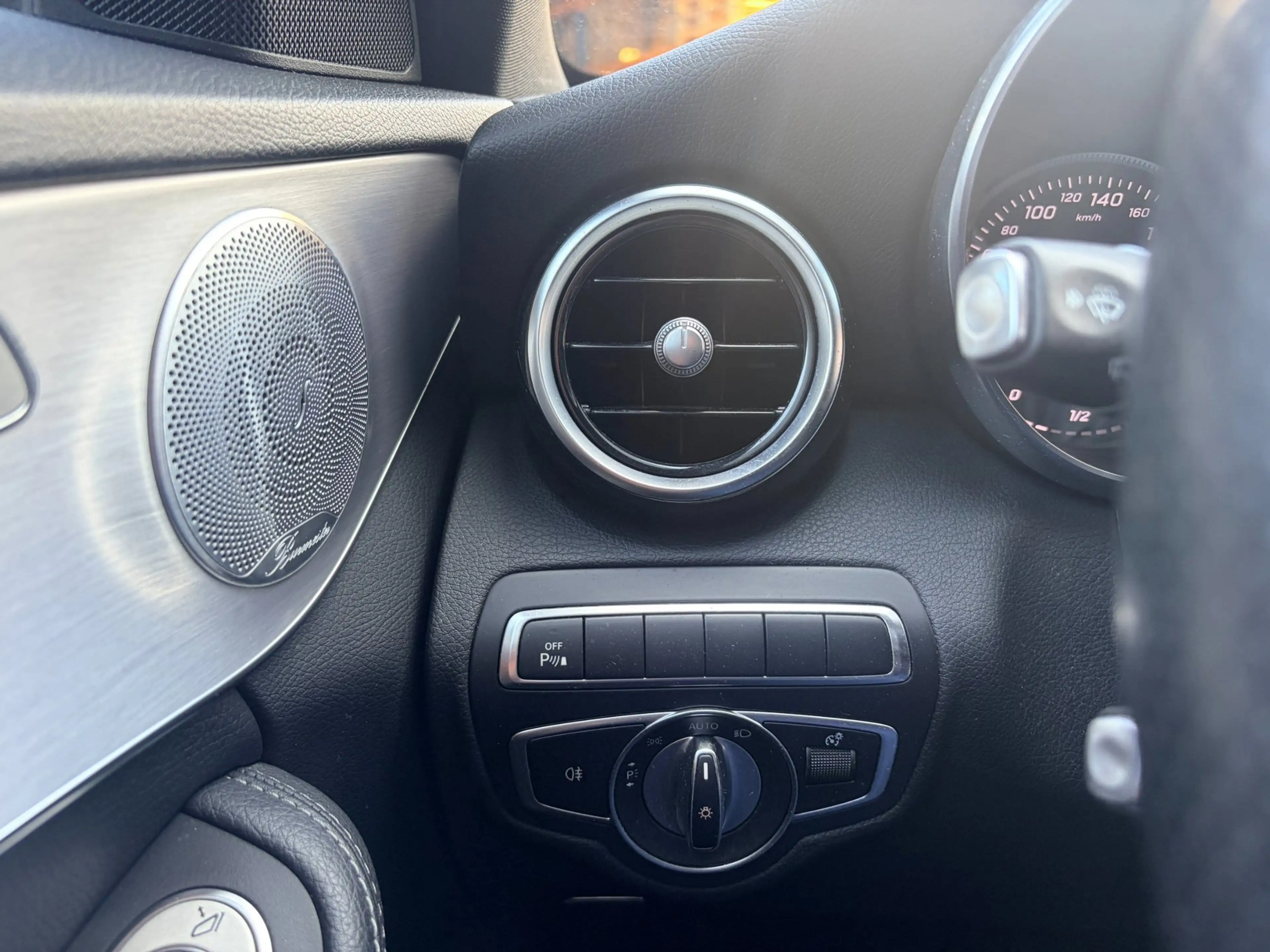Mercedes-Benz C 350 Estate e AMG Sport Edition — photo 12