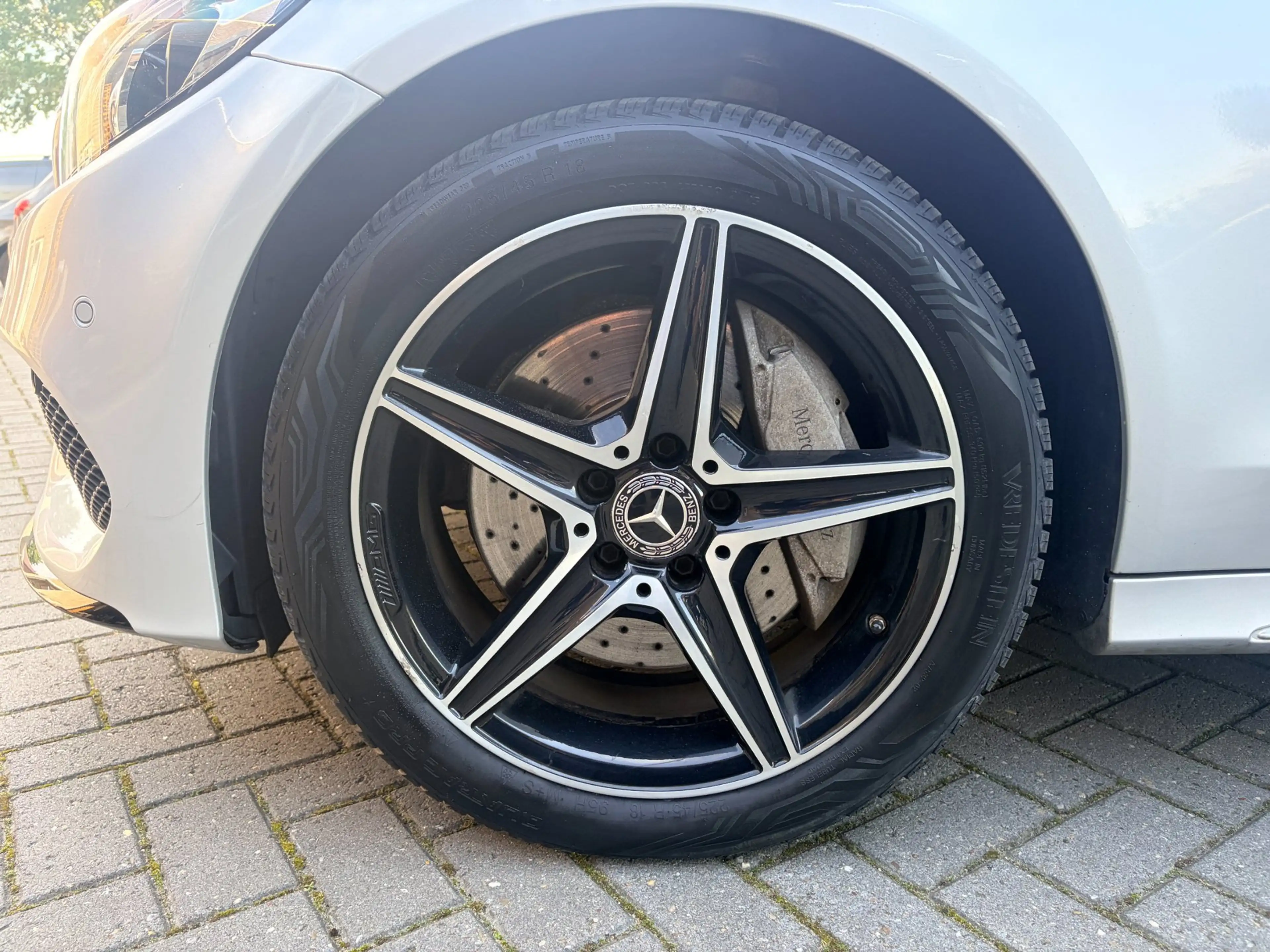 Mercedes-Benz C 350 Estate e AMG Sport Edition — photo 4