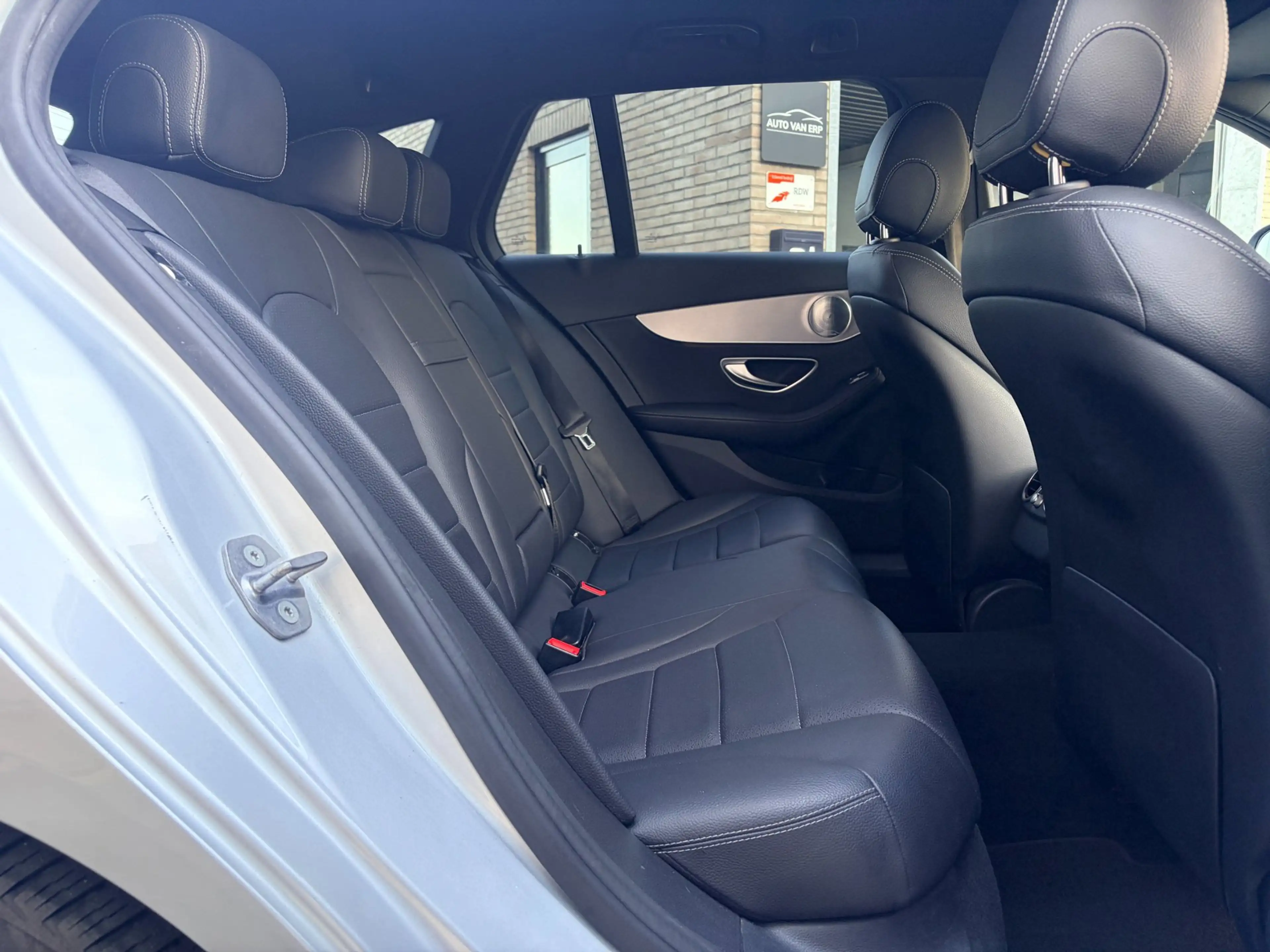 Mercedes-Benz C 350 Estate e AMG Sport Edition — photo 6