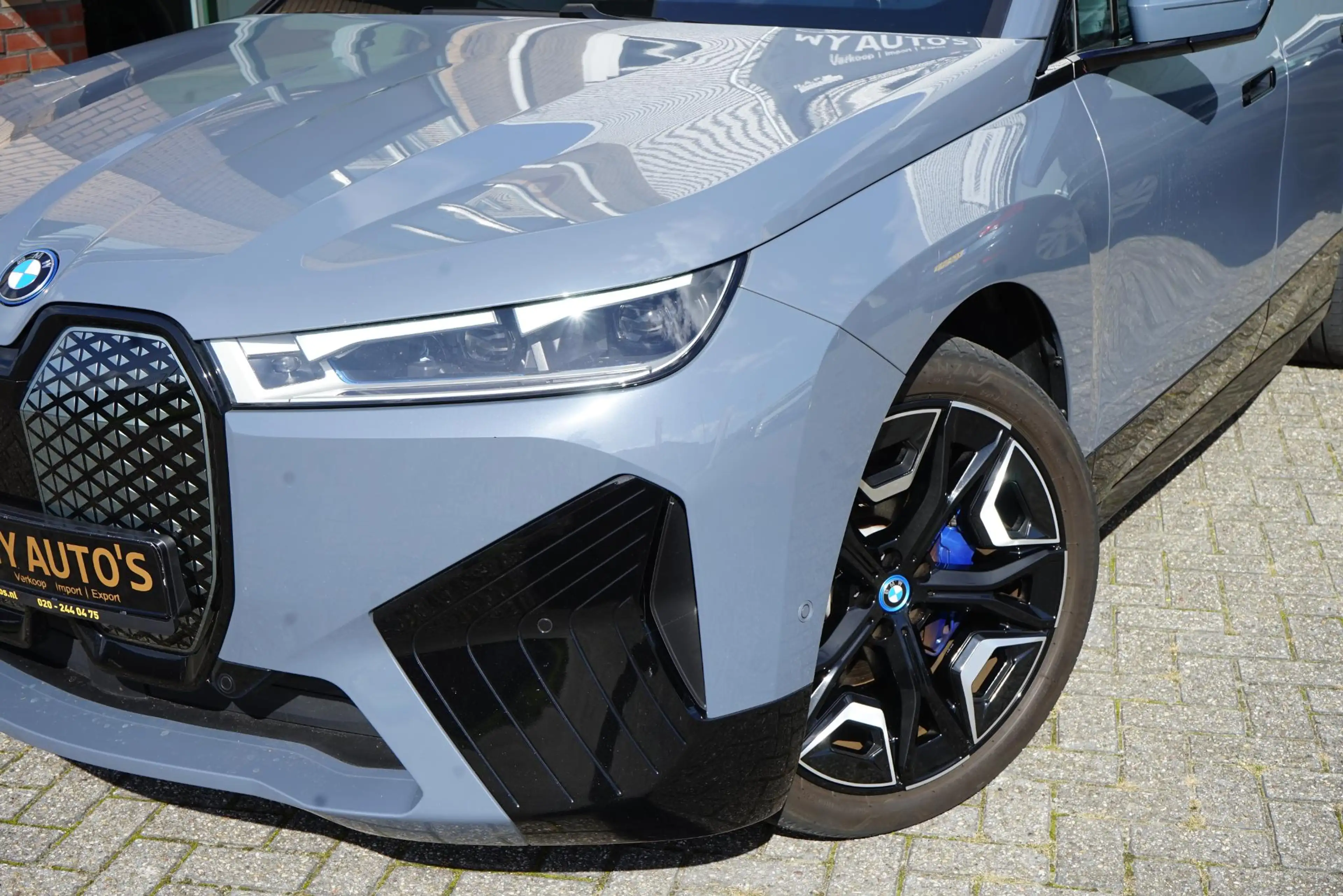 BMW iX xDrive50 112 kWh M-Sport |Individual Storm Bay|B&W — photo 38