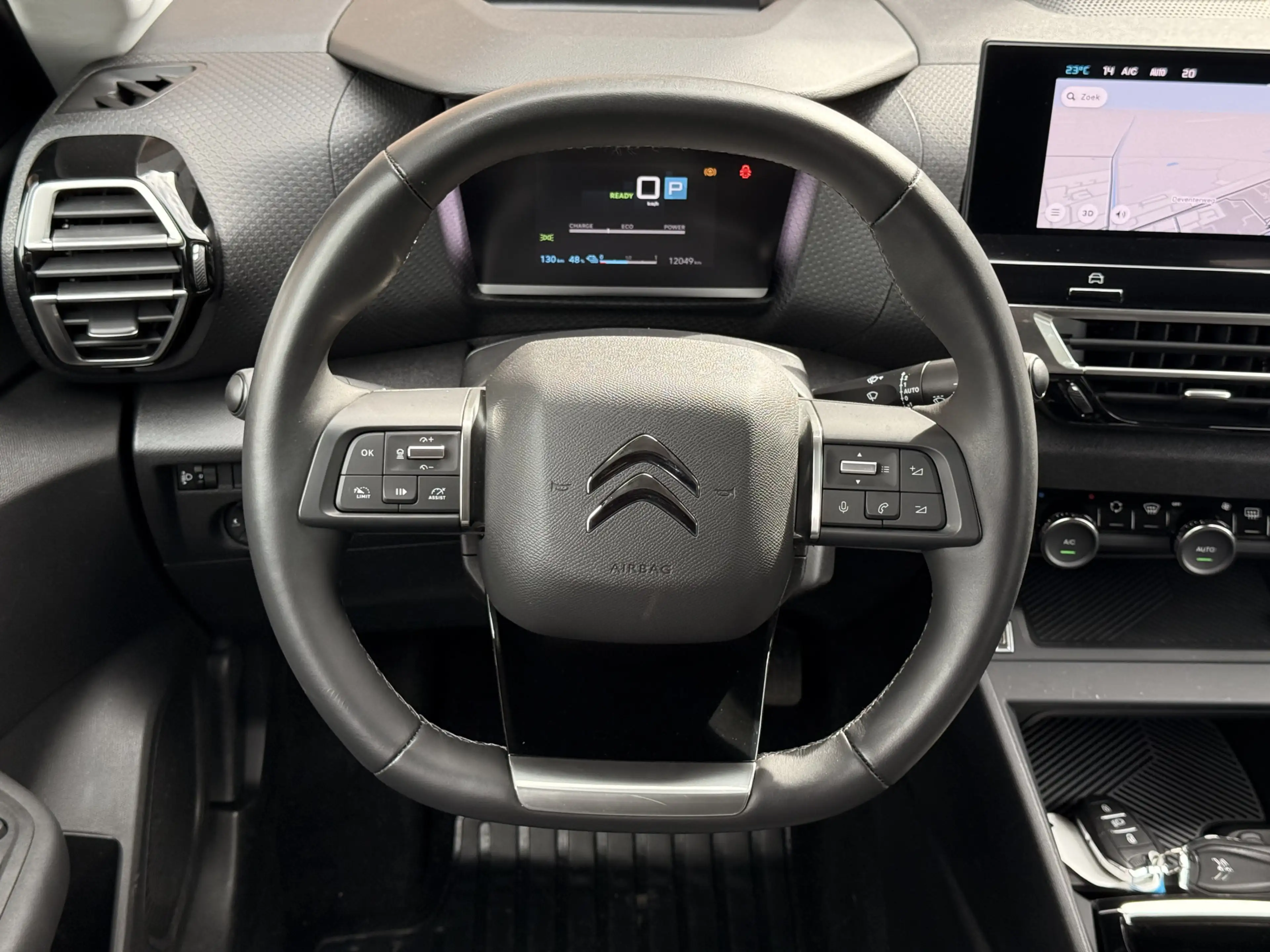 Citroen E-C4 Electric Max 50 kWh Navi / Carplay/ HUD / Camera / winterpa — photo 22