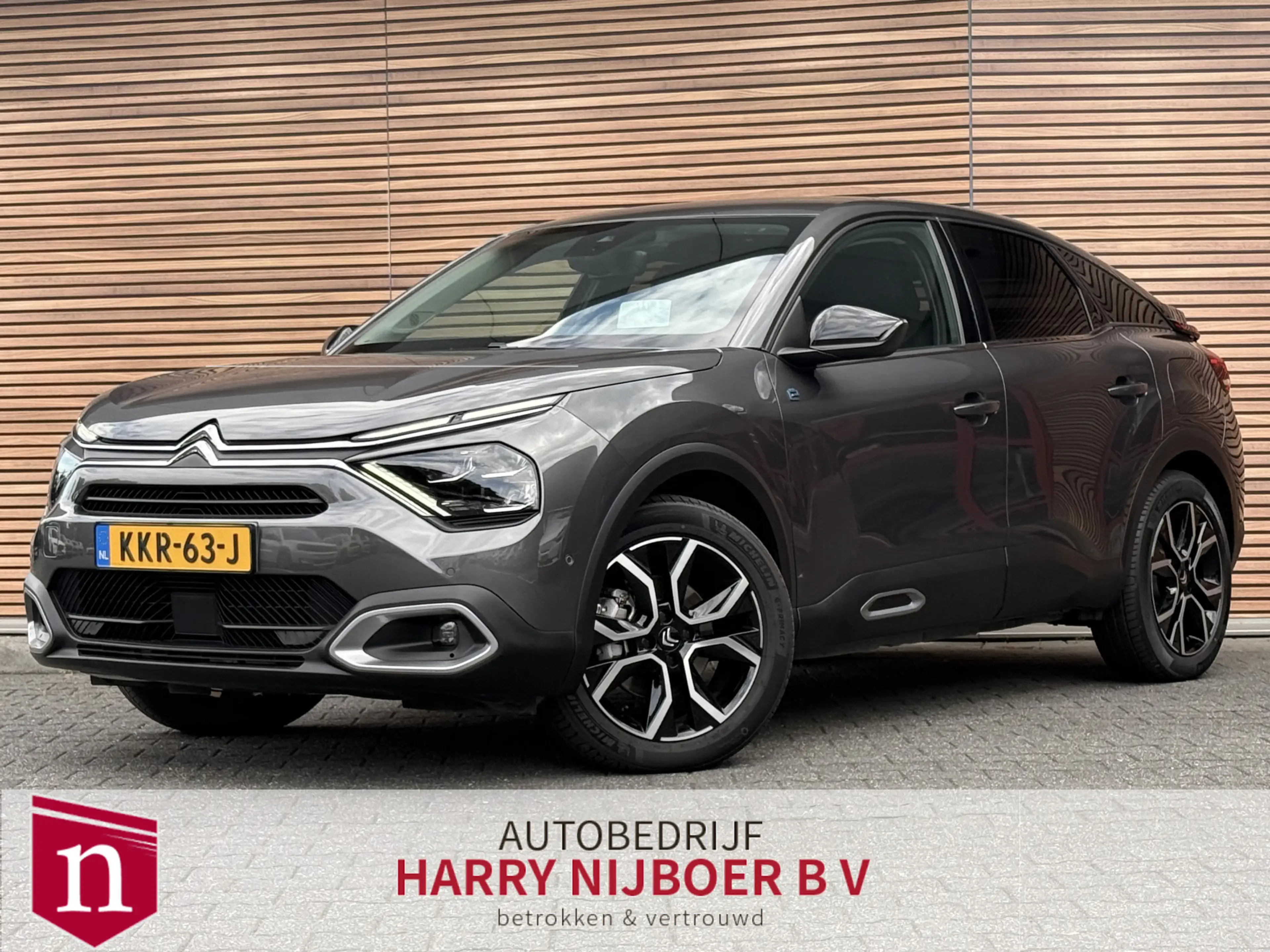 Citroen E-C4 Electric Max 50 kWh Navi / Carplay/ HUD / Camera / winterpa