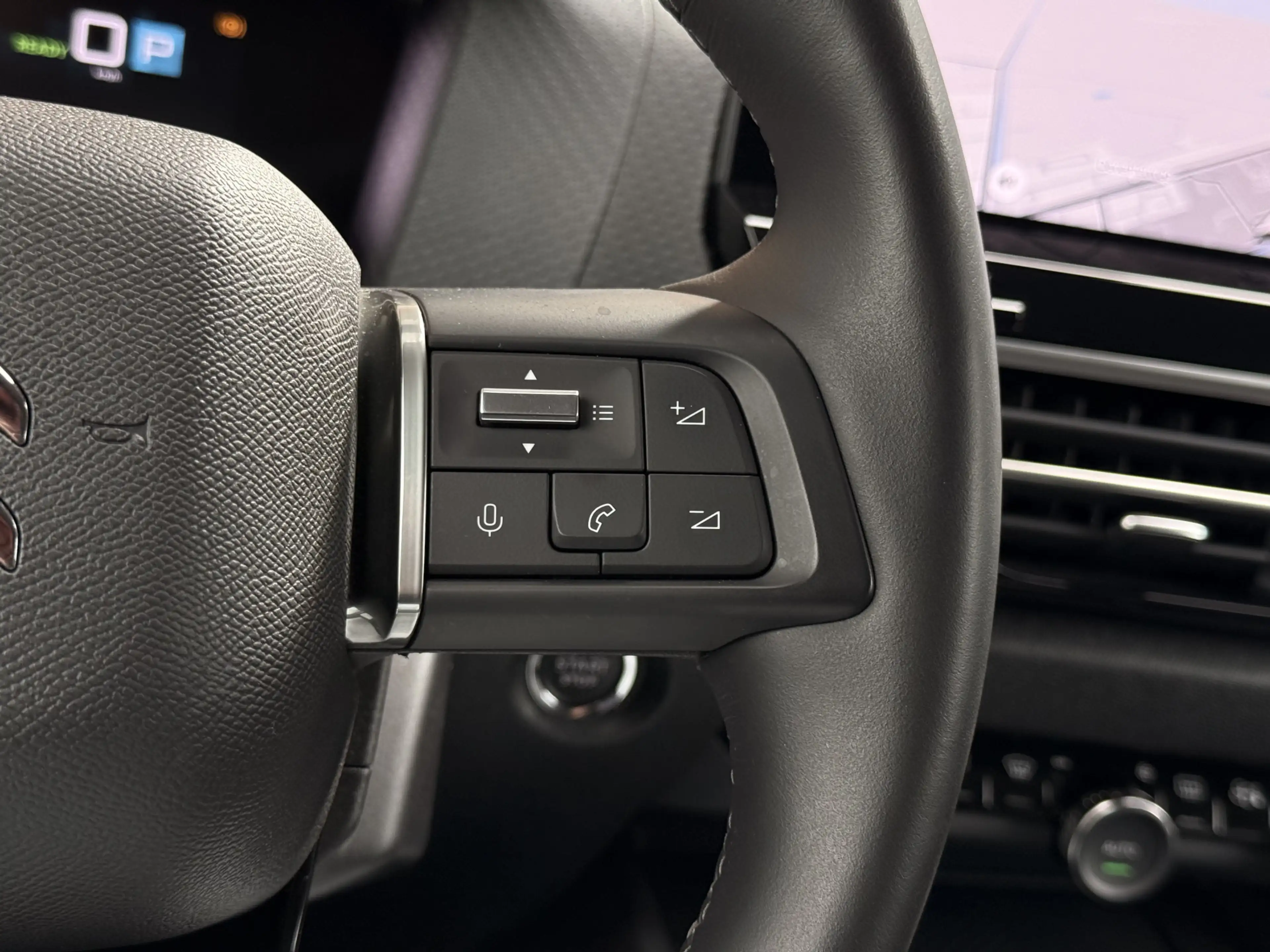 Citroen E-C4 Electric Max 50 kWh Navi / Carplay/ HUD / Camera / winterpa — photo 27