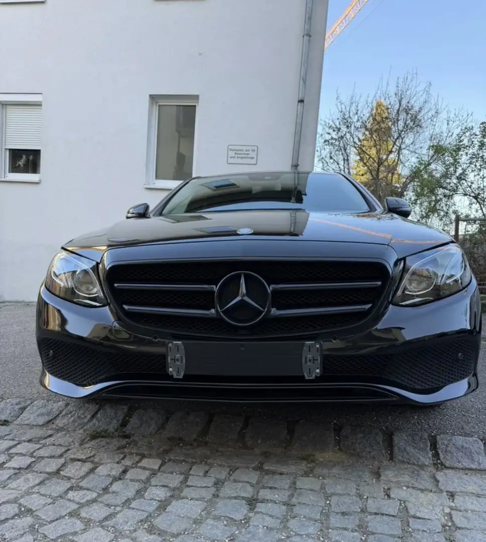 Mercedes-Benz E 220 d 9G-TRONIC Avantgarde - 2