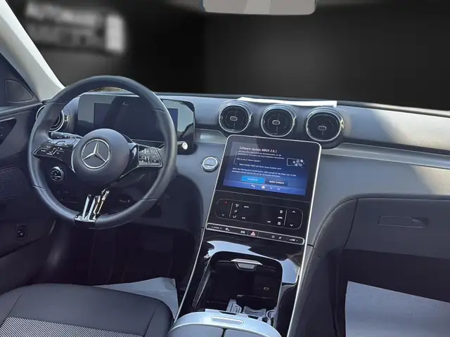 Mercedes-Benz C-Class view 14
