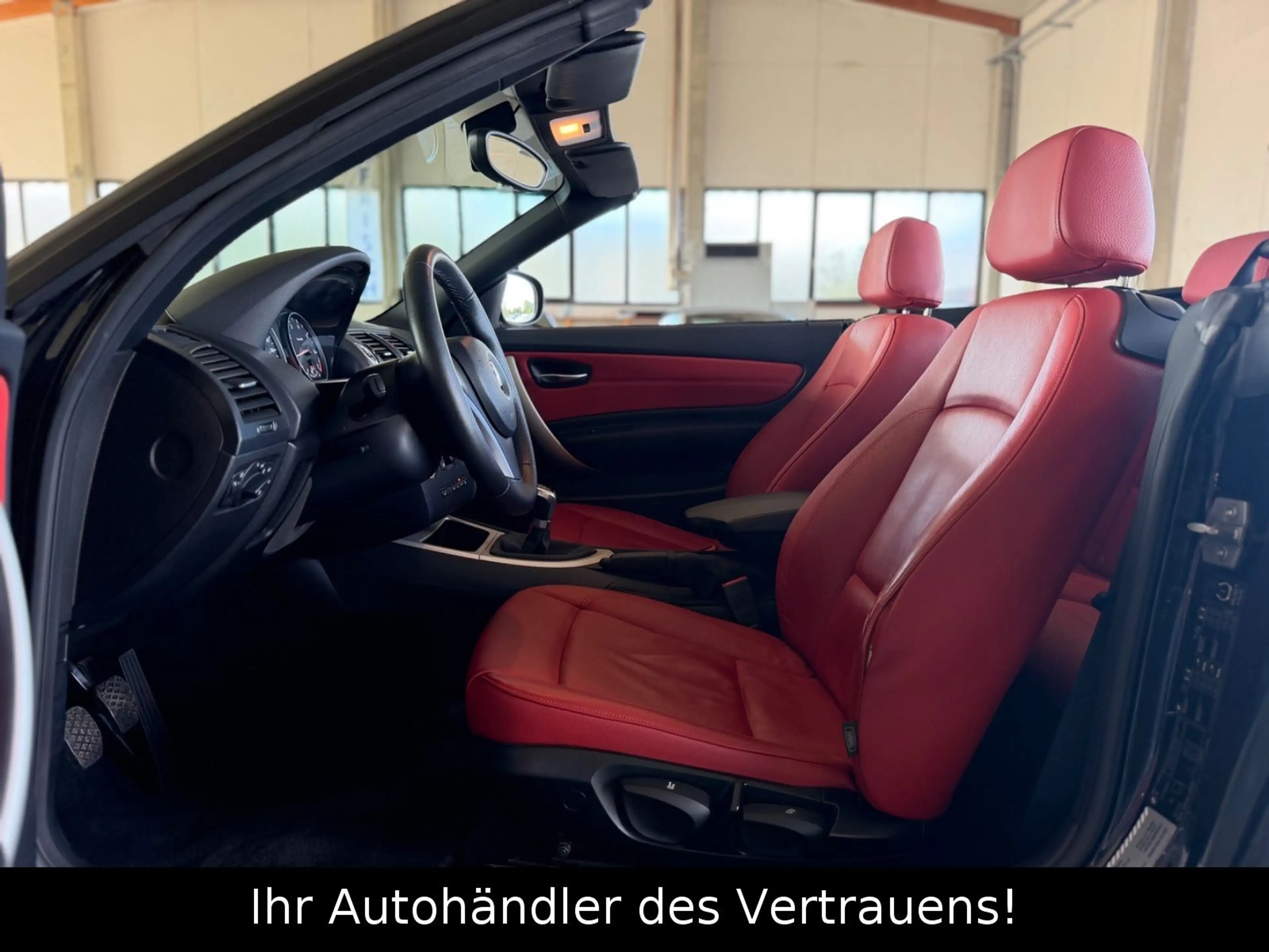 BMW 118 i Cabrio Leder/PDC/Scheckeftgepflegt!/1.Hand — photo 11