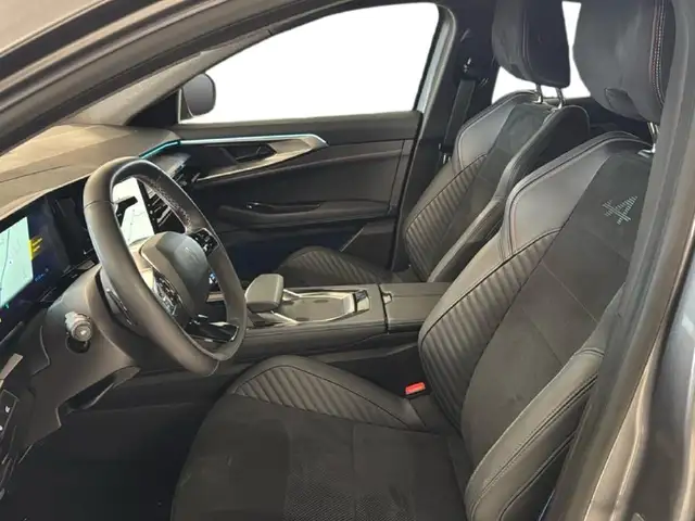Renault Rafale view 14