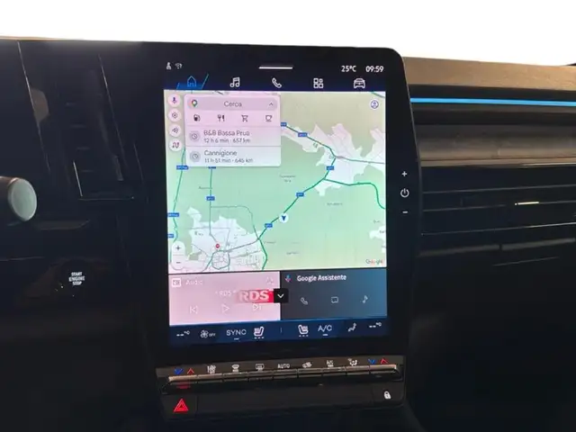 Renault Rafale view 12