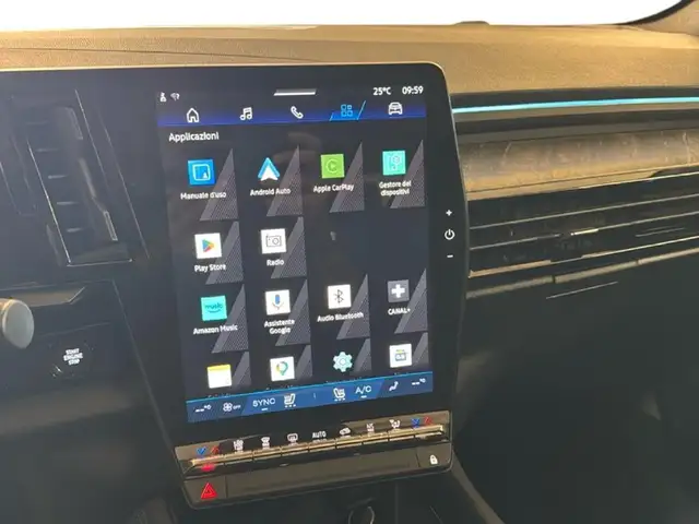 Renault Rafale view 11