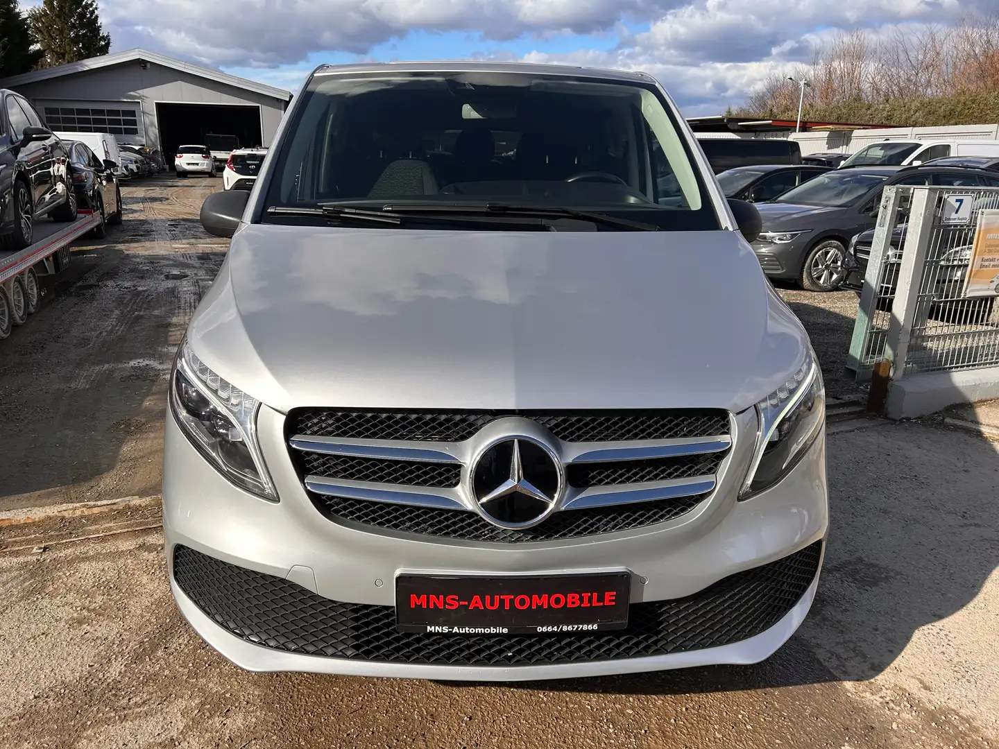 Mercedes-Benz Vito 116 CDI Pro 4x4 kompakt Navi LED Standheizung Aut Silber - 2
