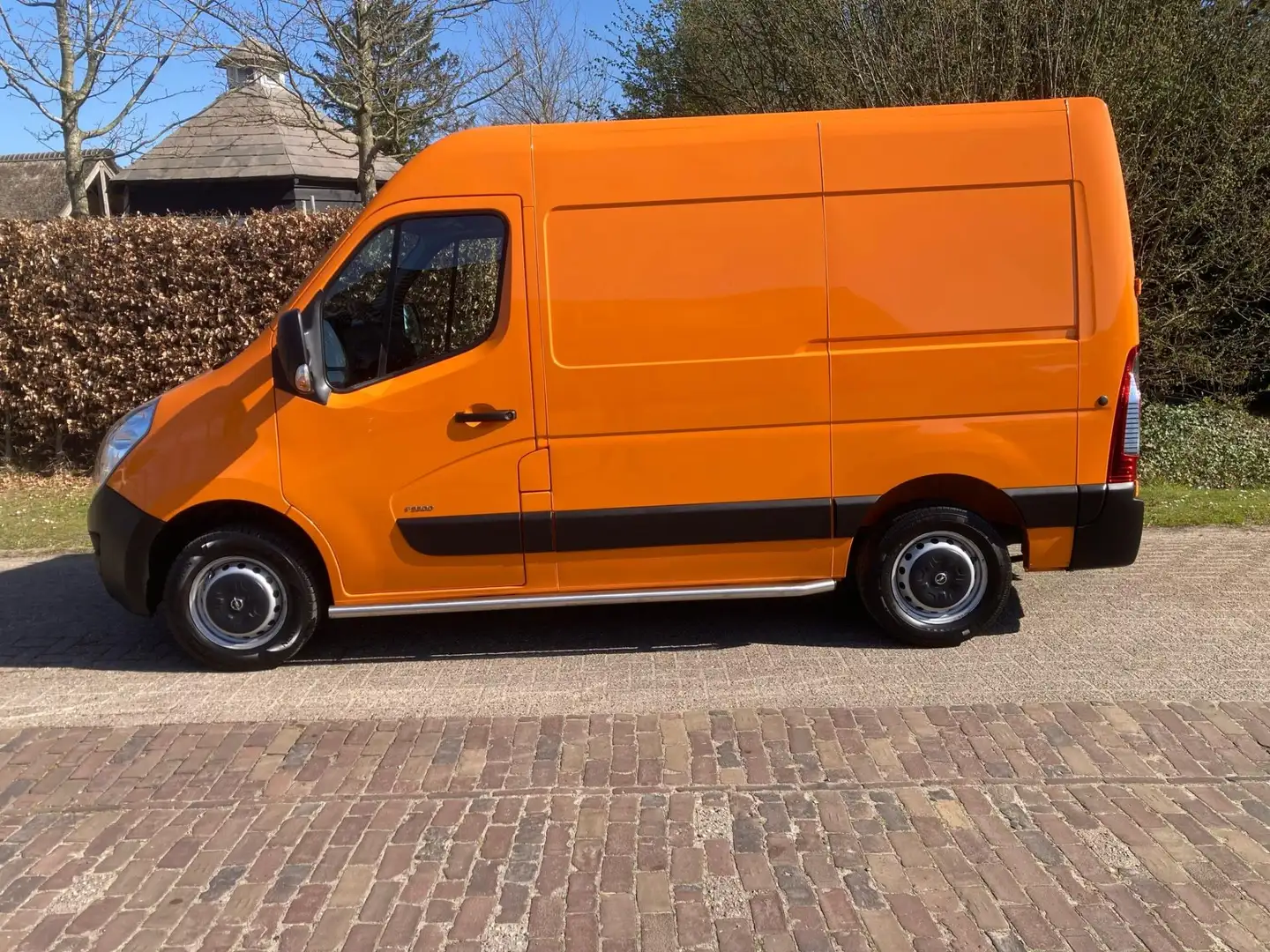 Opel Movano 2.3 CDTI BiTurbo L1H2 Start/Stop euro 6, navi, pdc Oranje - 2
