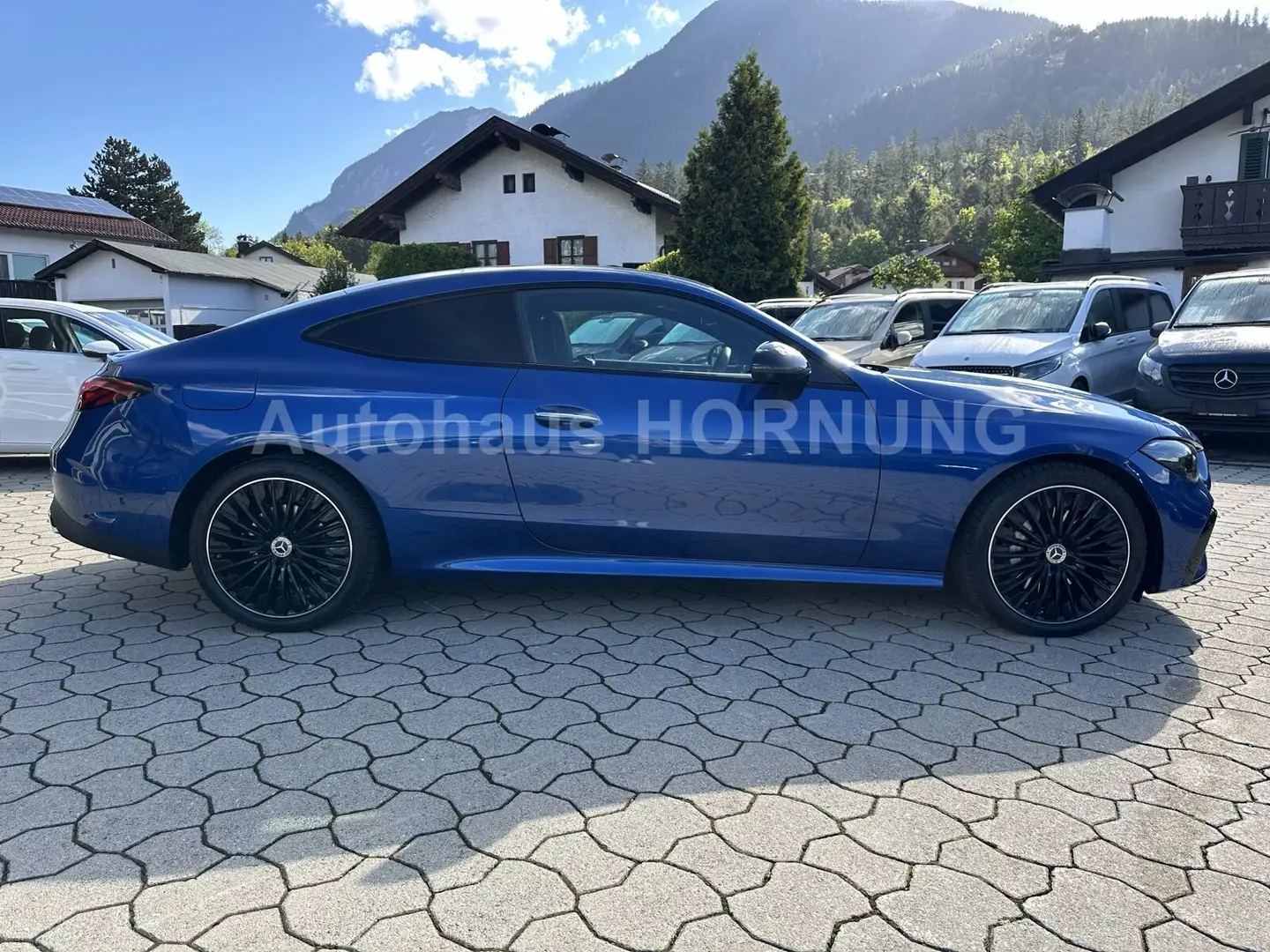 Mercedes-Benz CLE 300 CLE 300 4M Coupé AMG 360 DISTR MEMORY NIGHTP HUD Blau - 2