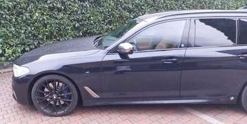 d Touring xdrive Black Limited Edition auto