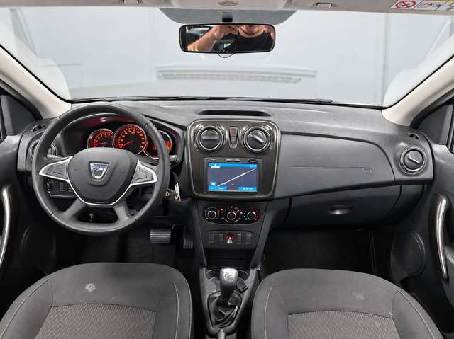 Dacia Sandero — photo 9