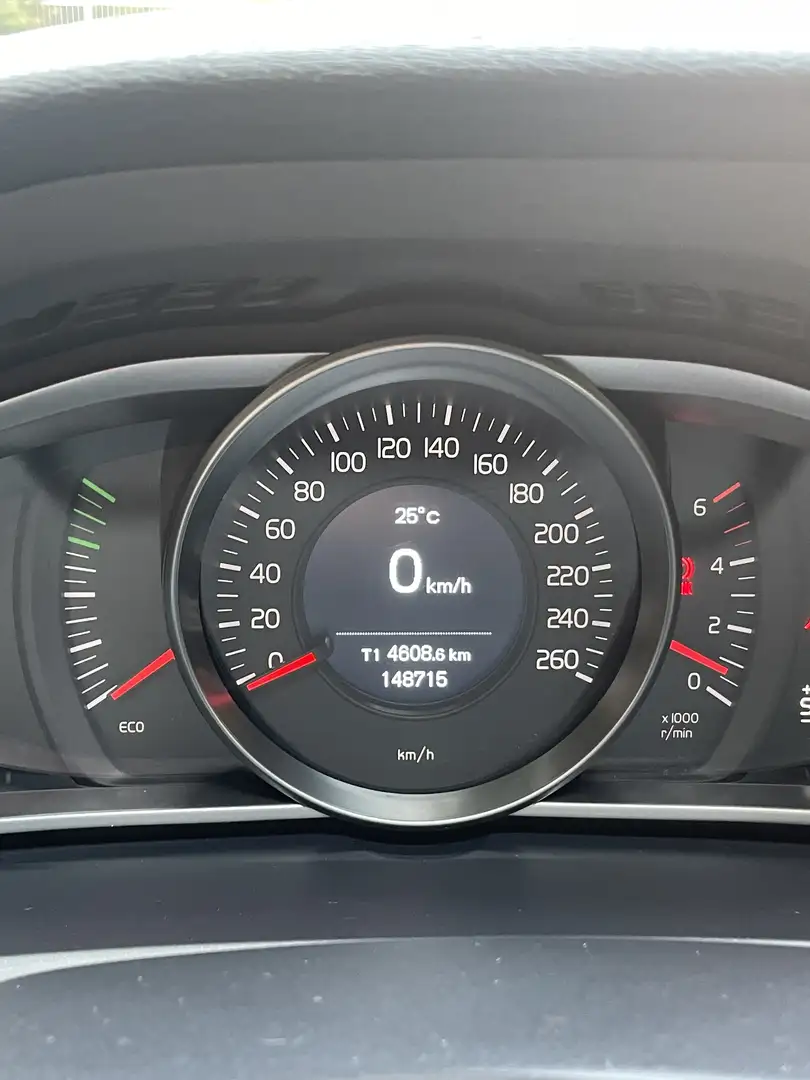 Volvo V40 2.0 D3 kinetic 150 cv - 2