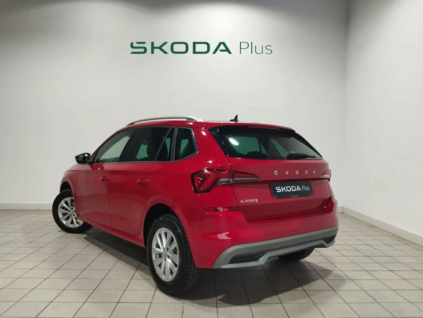 Skoda Kamiq 1.0 TSI Ambition 81kW Rojo - 2