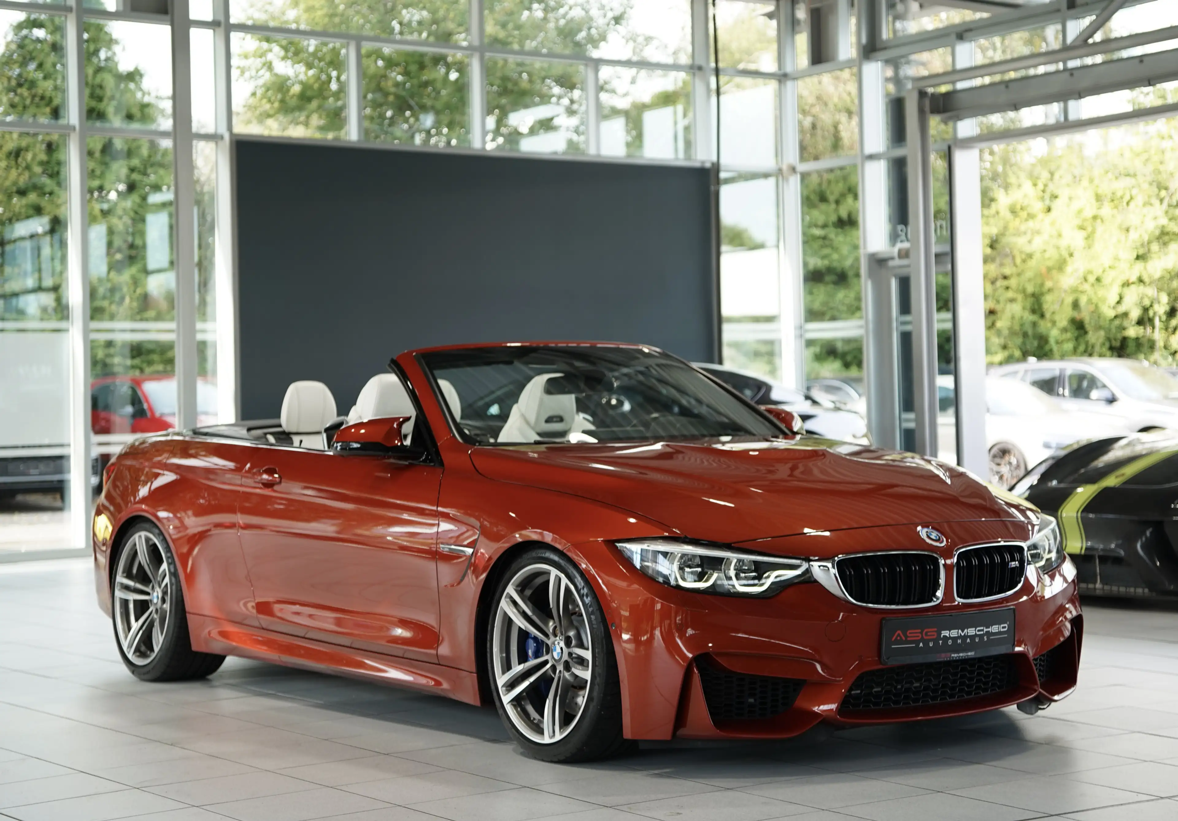 BMW M4 Cabrio *DEUTSCH *SakhirOrange* — photo 5