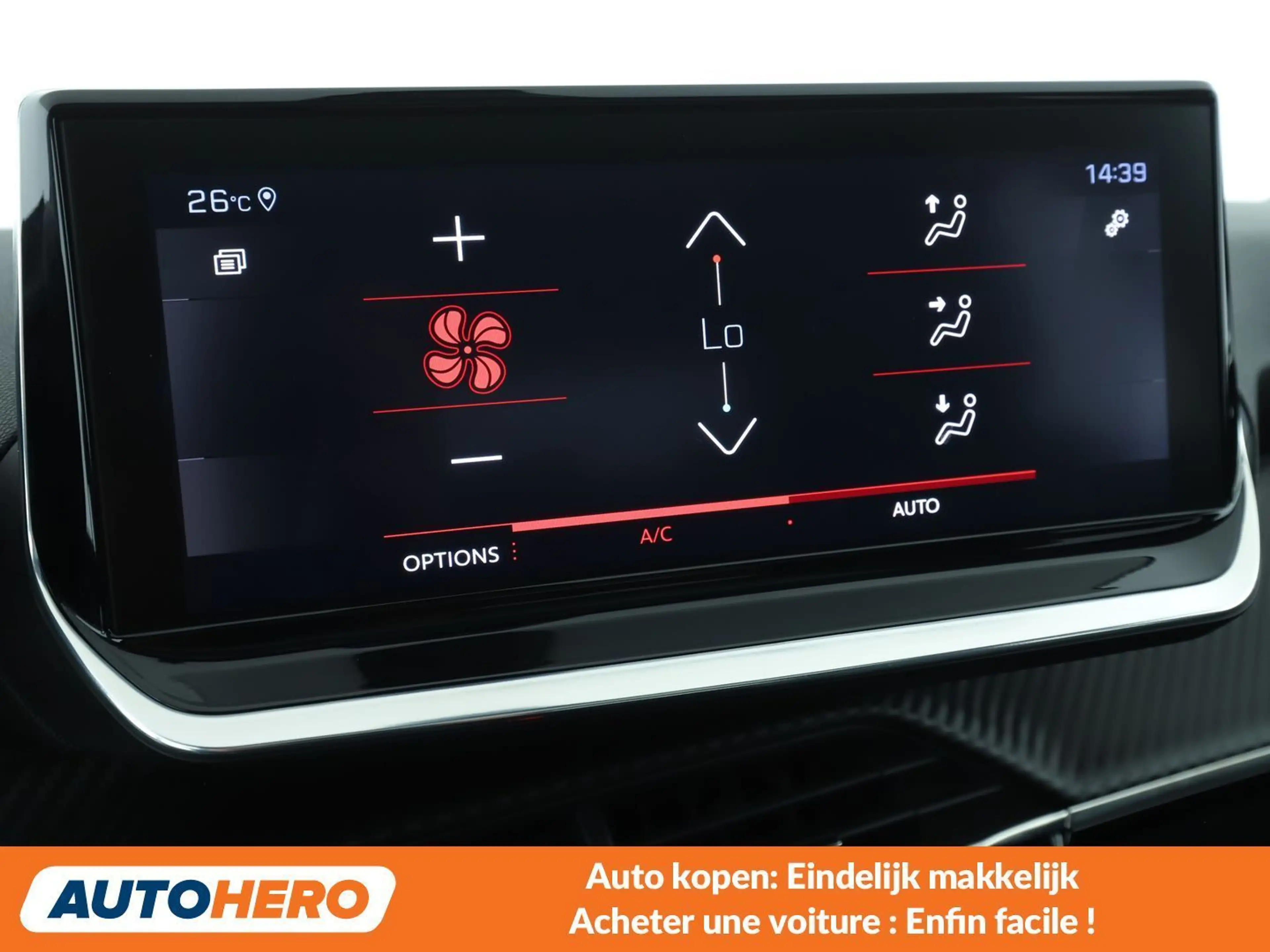 Peugeot 208 1.2 PureTech Allure — photo 11